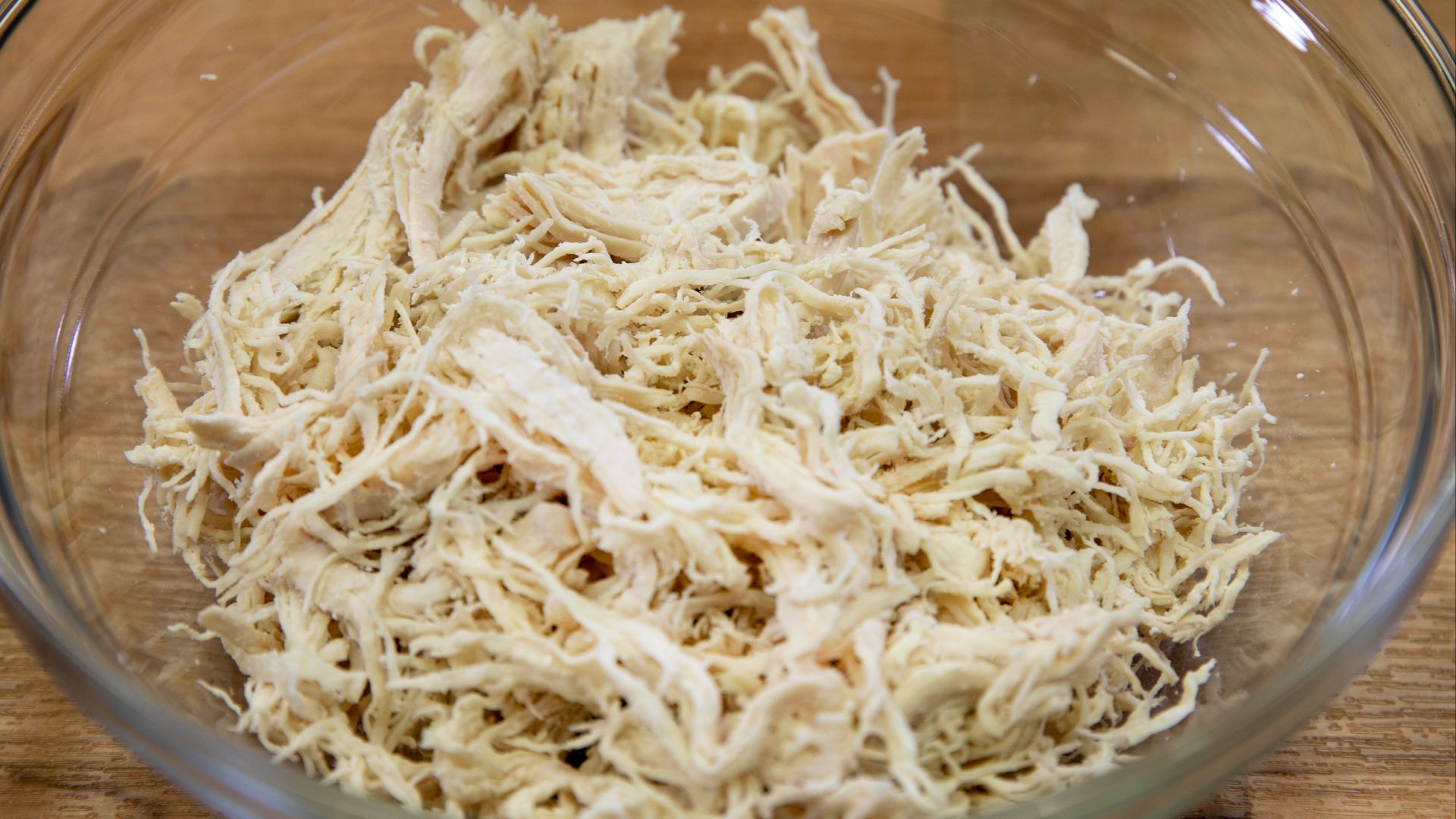 File:Cooked, Shredded Chicken in Bowl.jpg