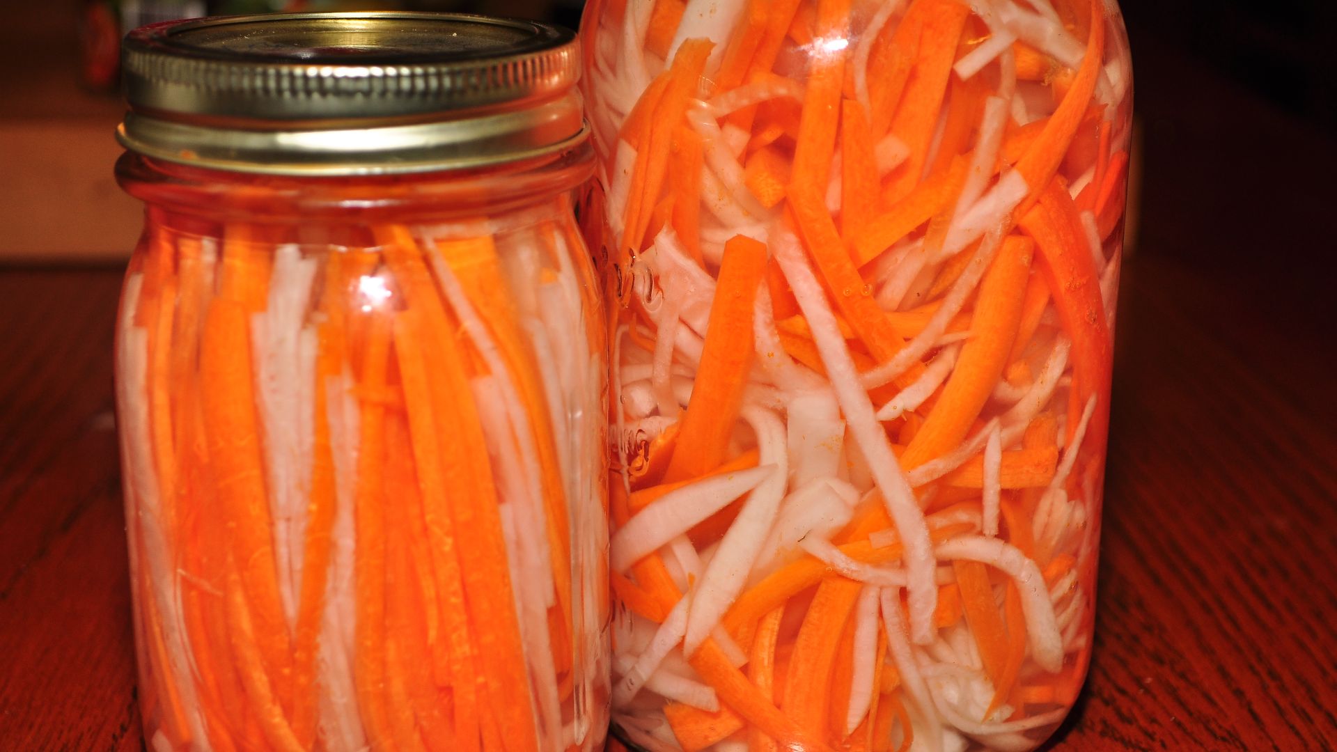 File:Daikon-carrot pickles (4743661333).jpg