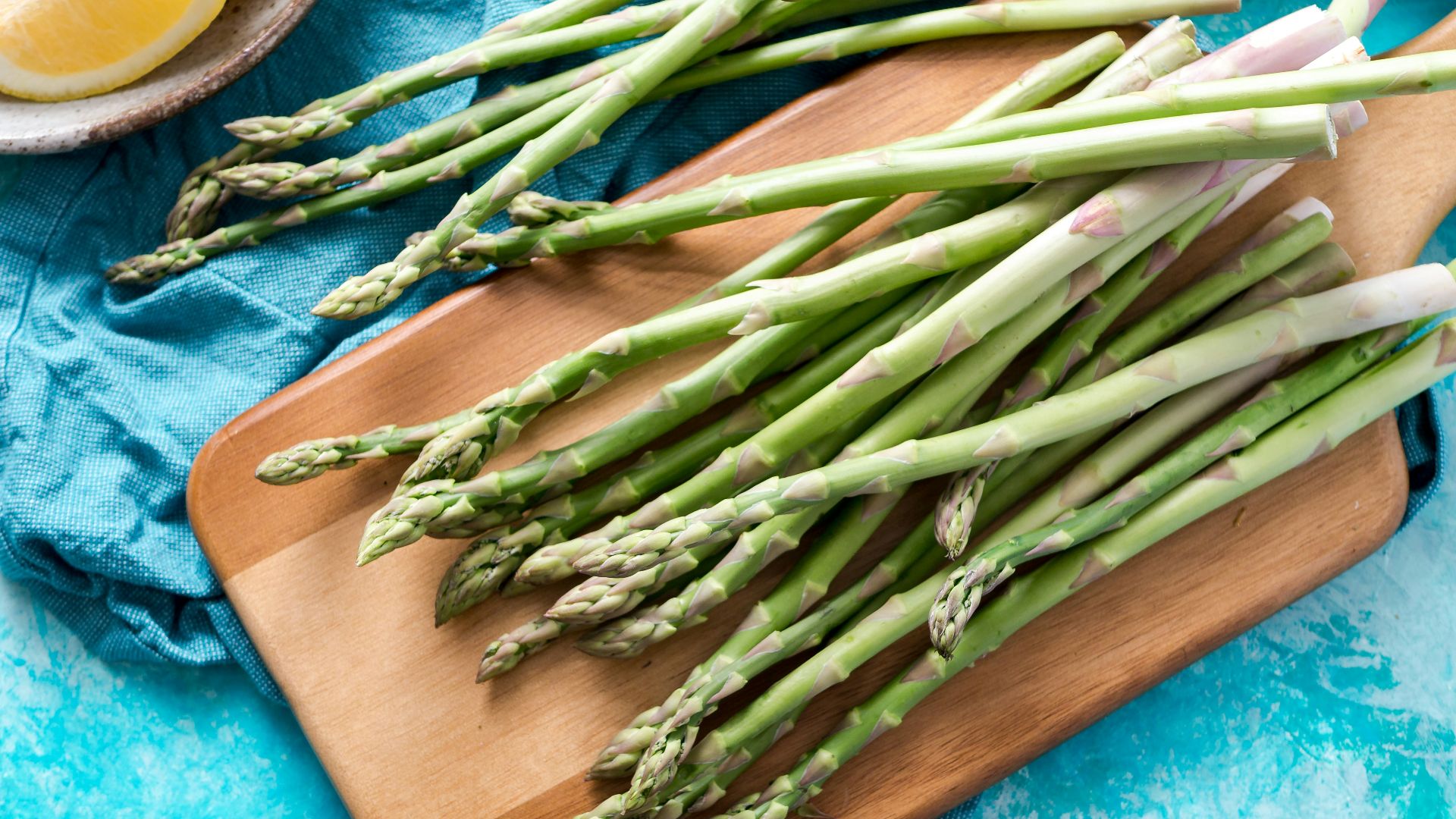 brown chopping board