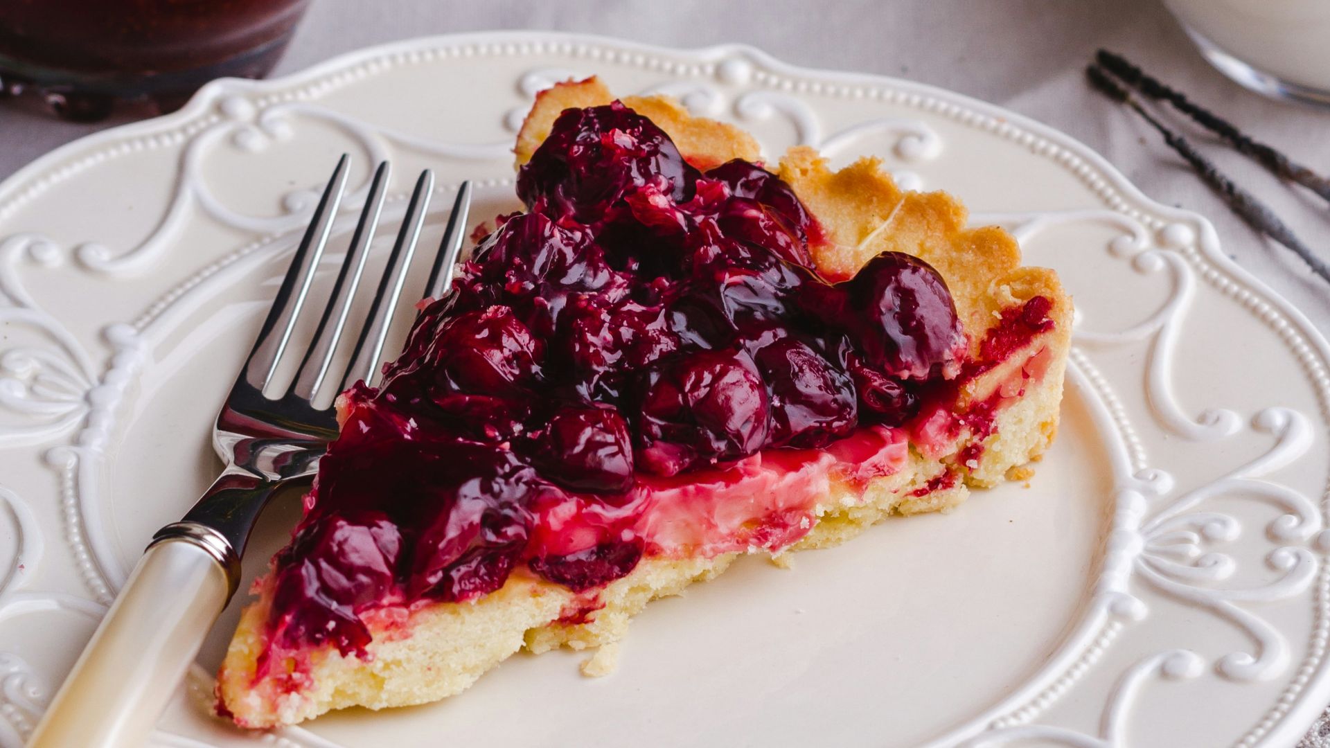 blueberry pie slice on plate