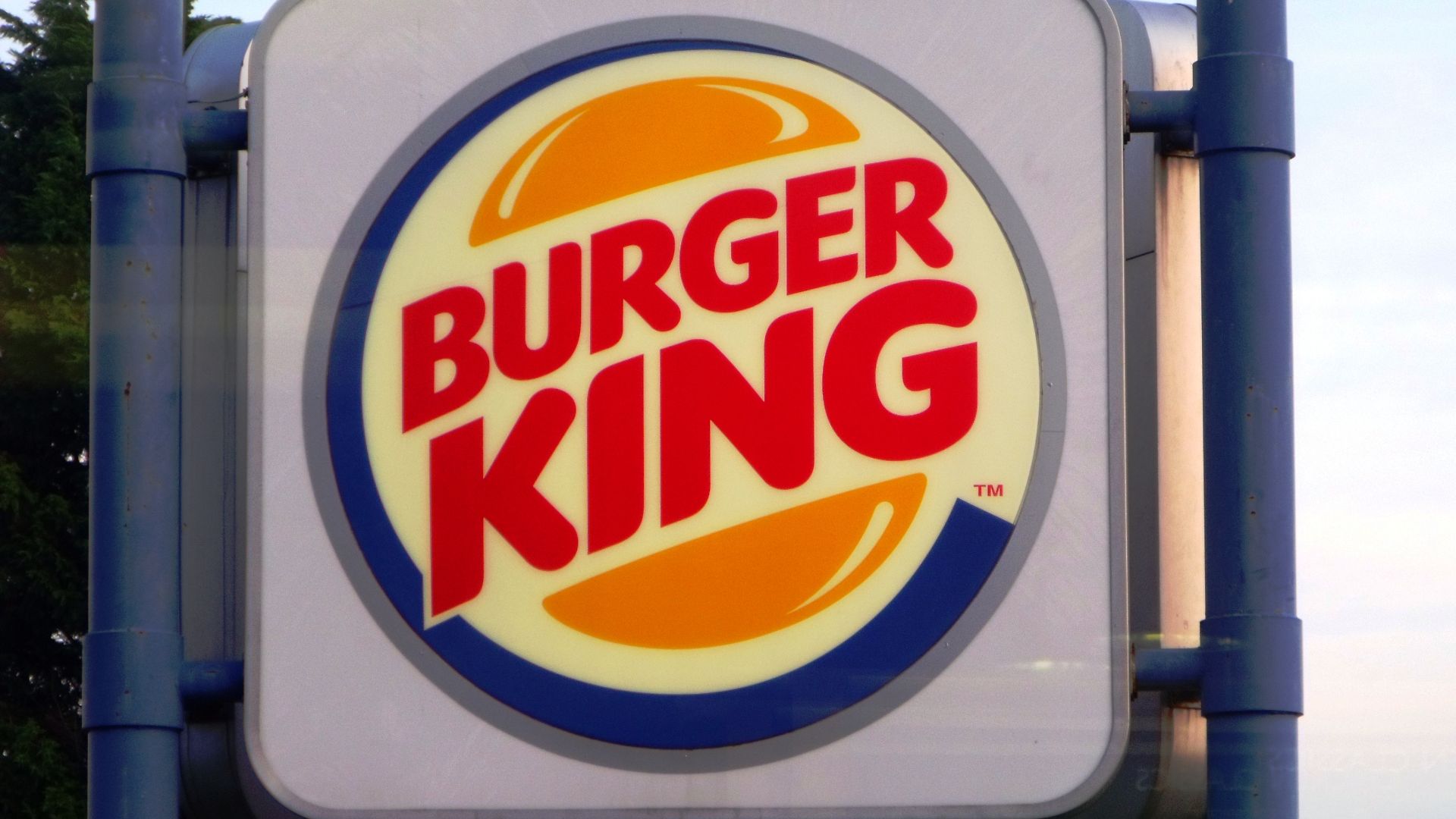 File:Burger King (9038037850).jpg