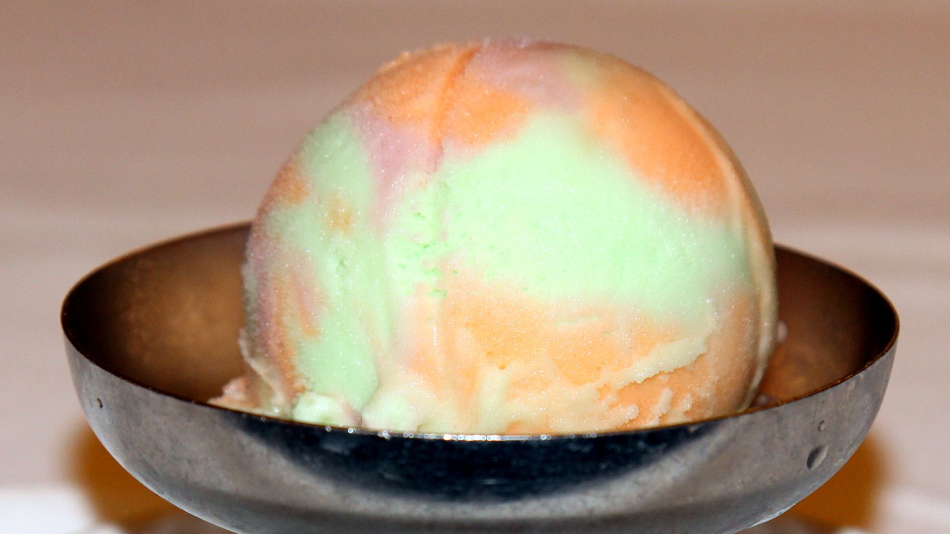 File:Rainbow Sherbet (38251341974).jpg