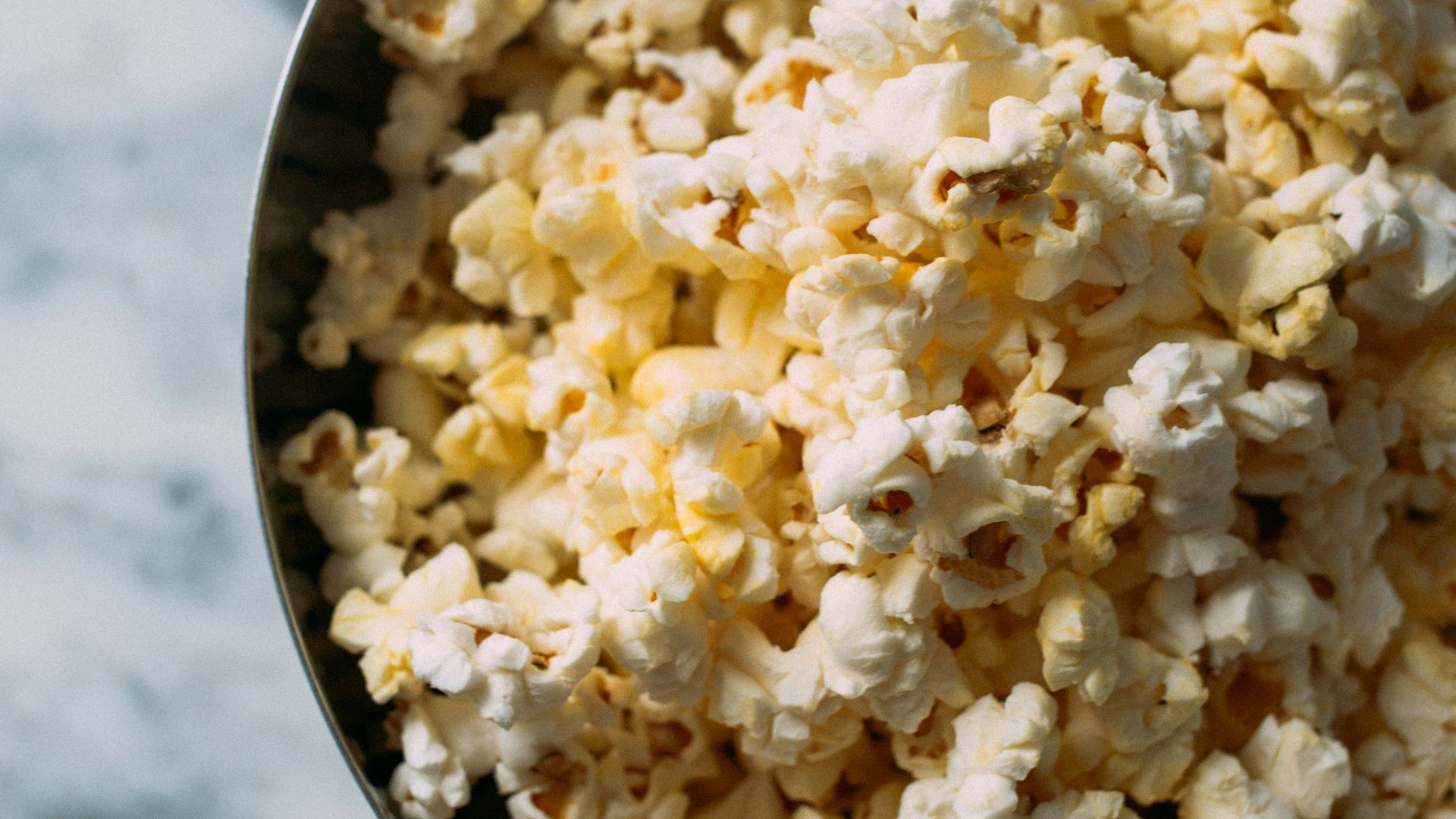 photo of popcorn kernels