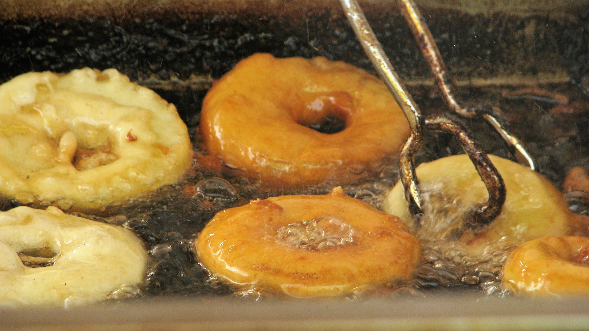 File:Apple fritters, 2015 (01).jpg