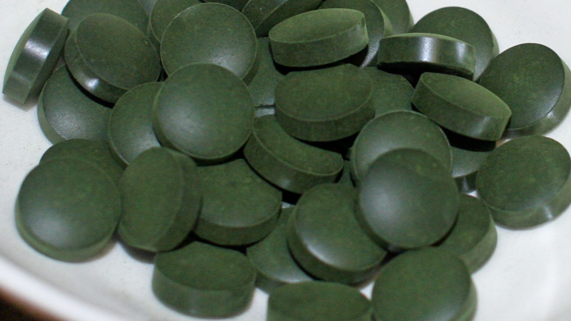 File:Spirulina tablets.jpg