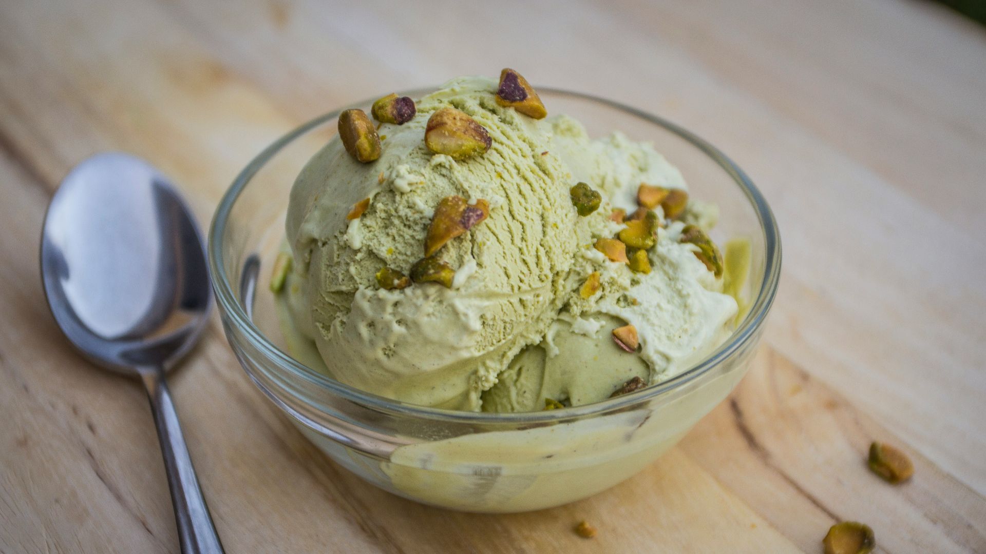 ice cream in clear glass bowl