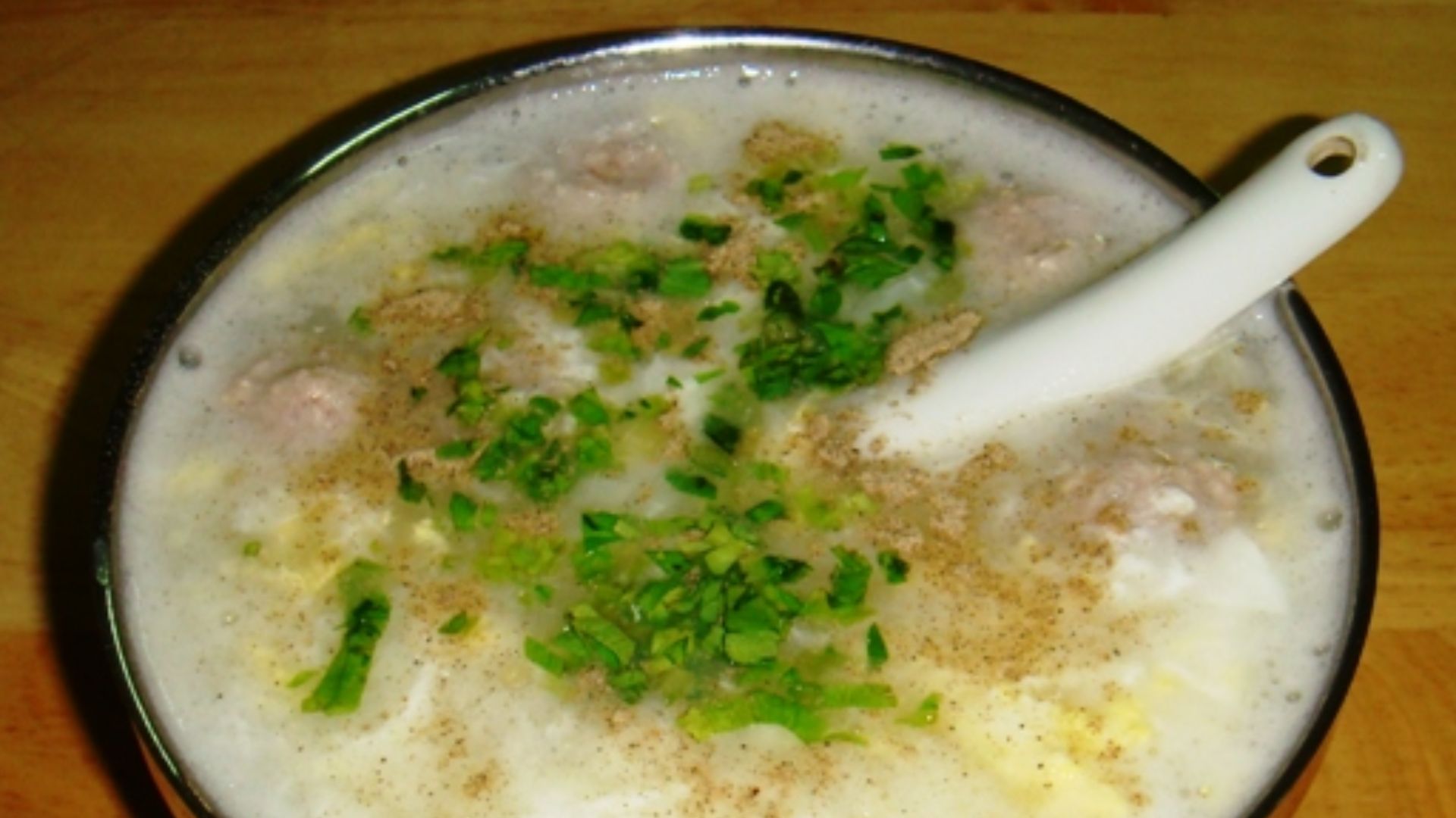 File:Cantonese rice porridge.JPG