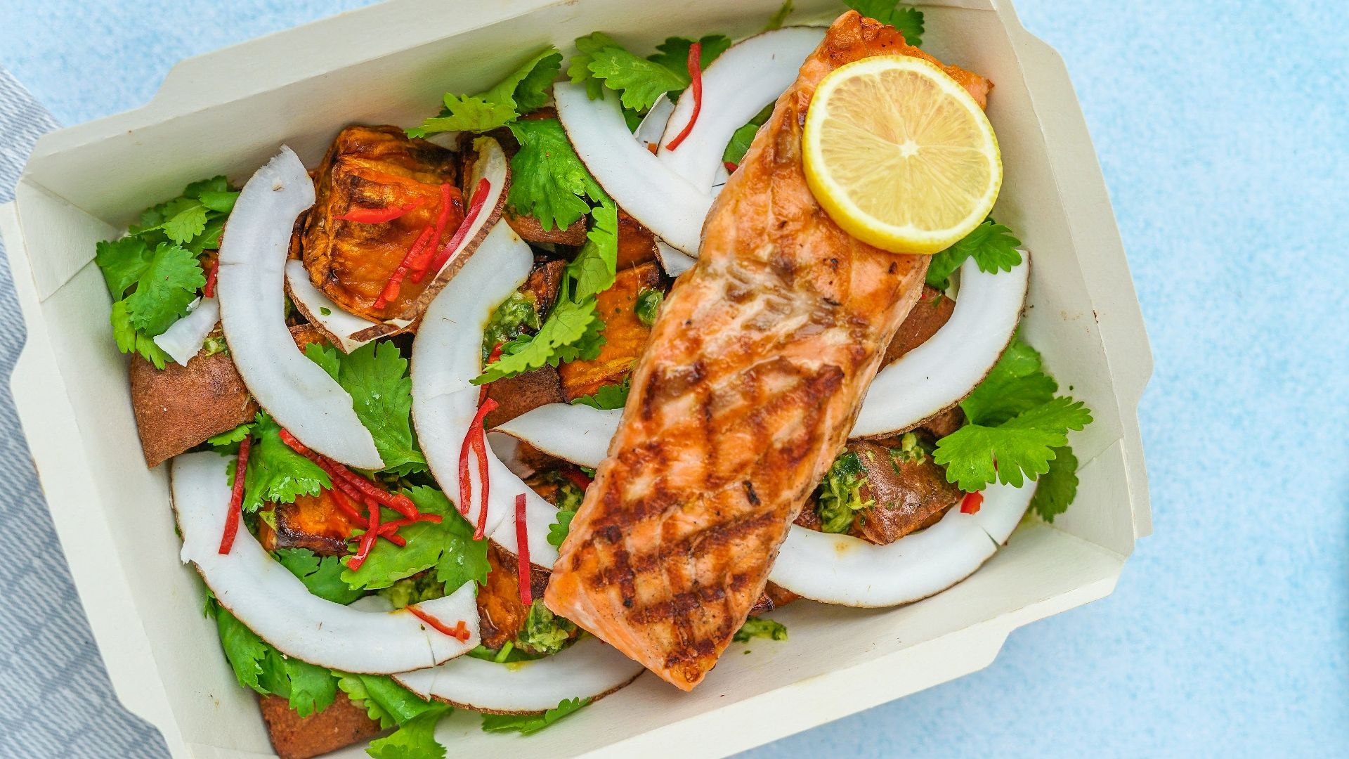 vegetable salad with grilled salmon