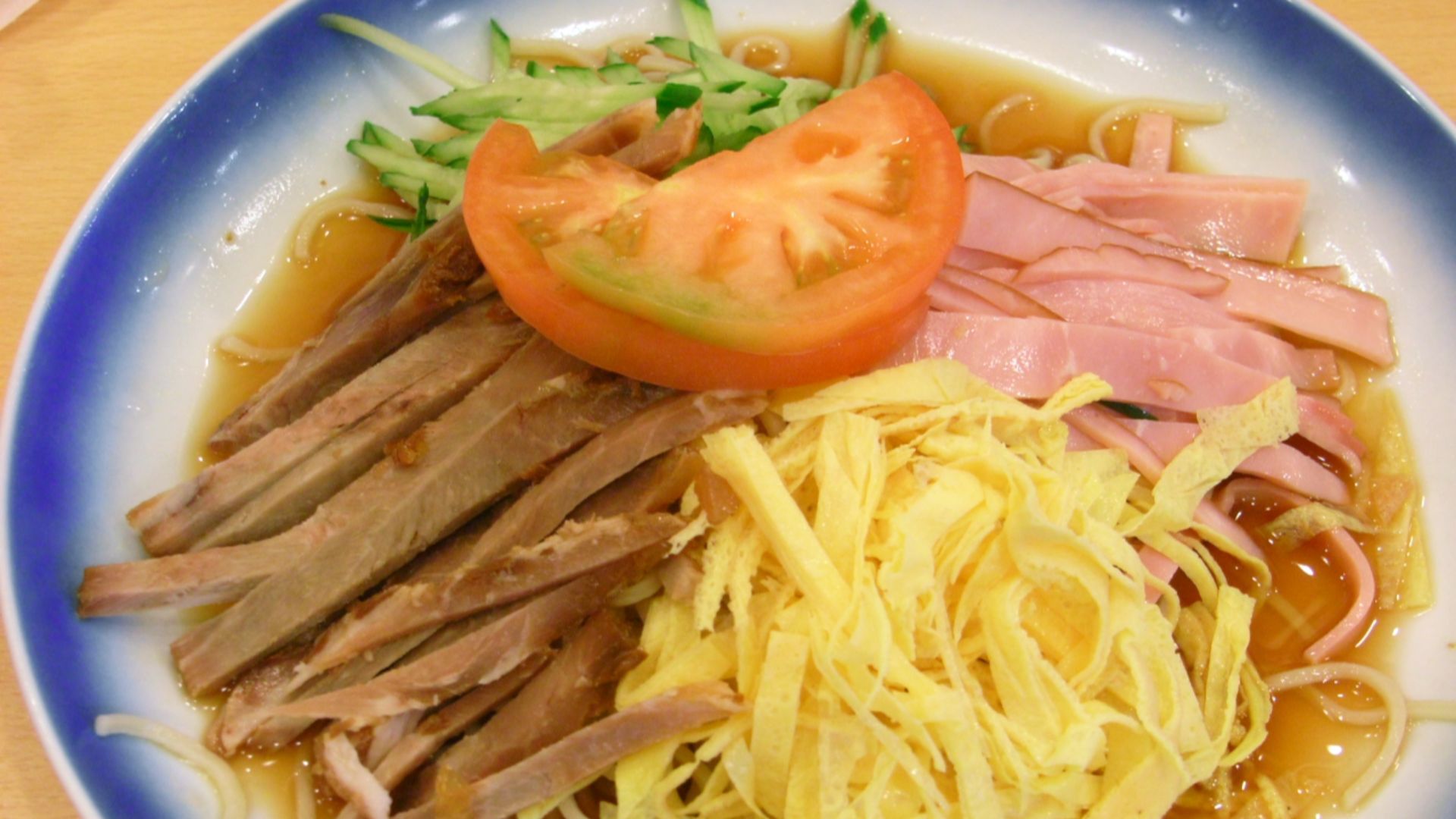 File:Hiyashi chuka by woinary at 551 Horai in Osaka Intl Airport.jpg