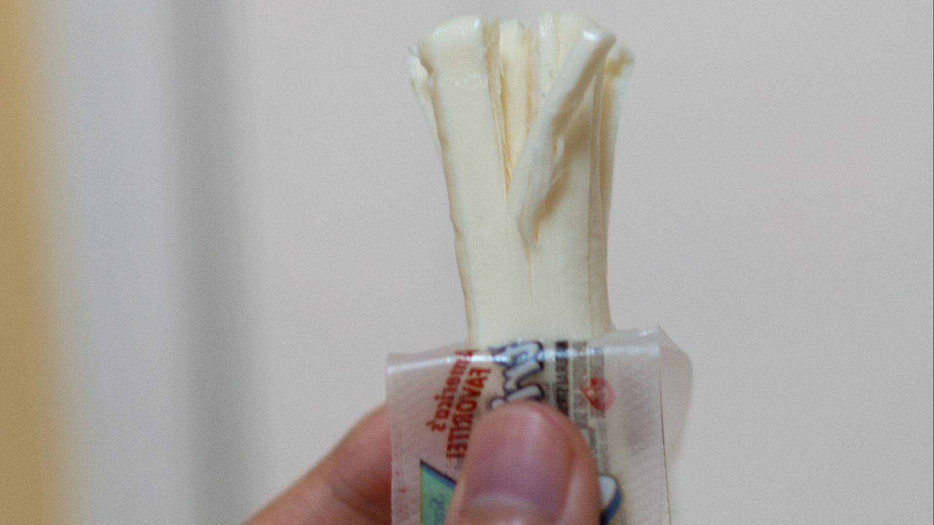 File:String Cheese (7973943306) (cropped 2).jpg