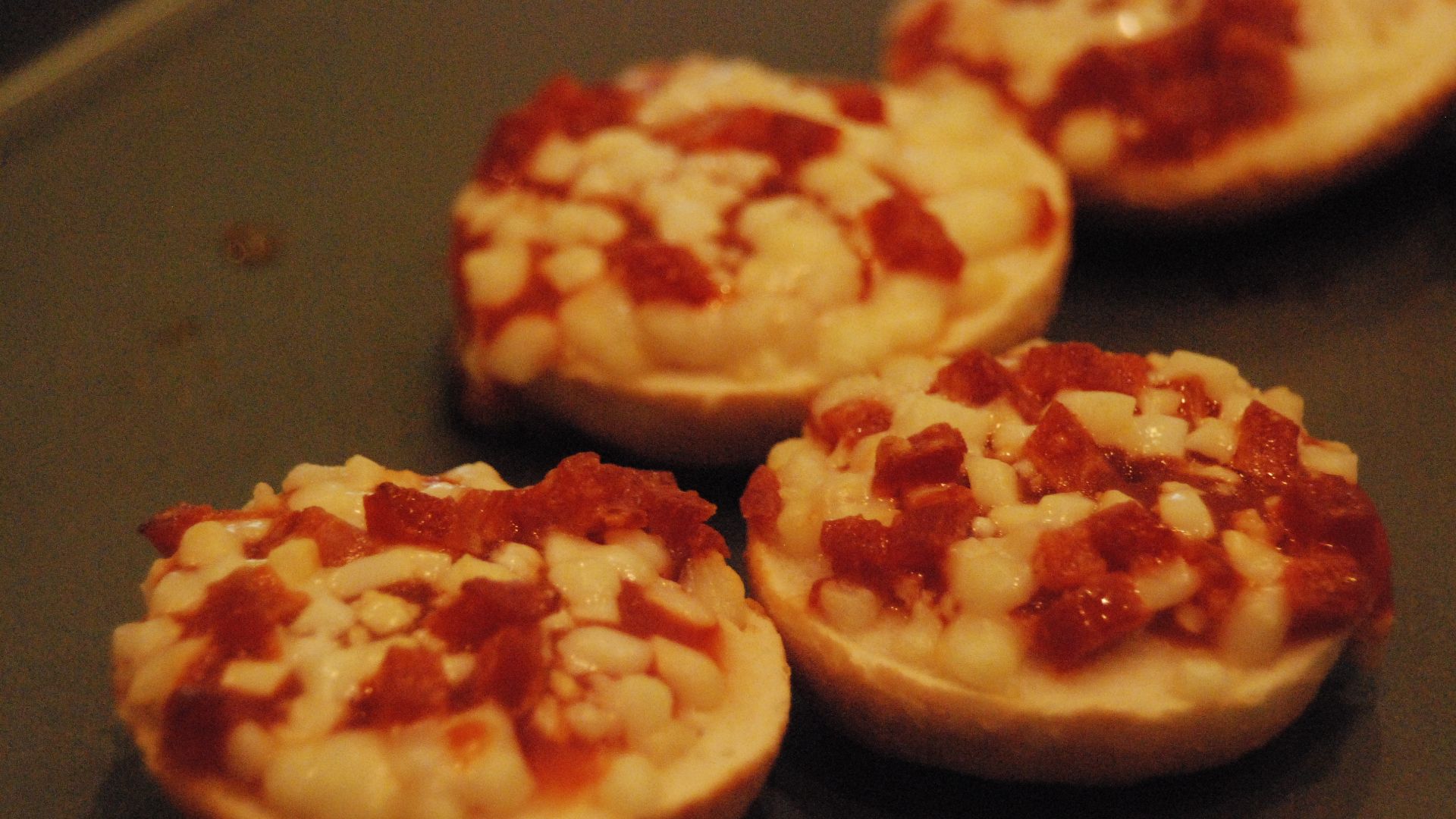 File:Bagel bites pepperoni.JPG