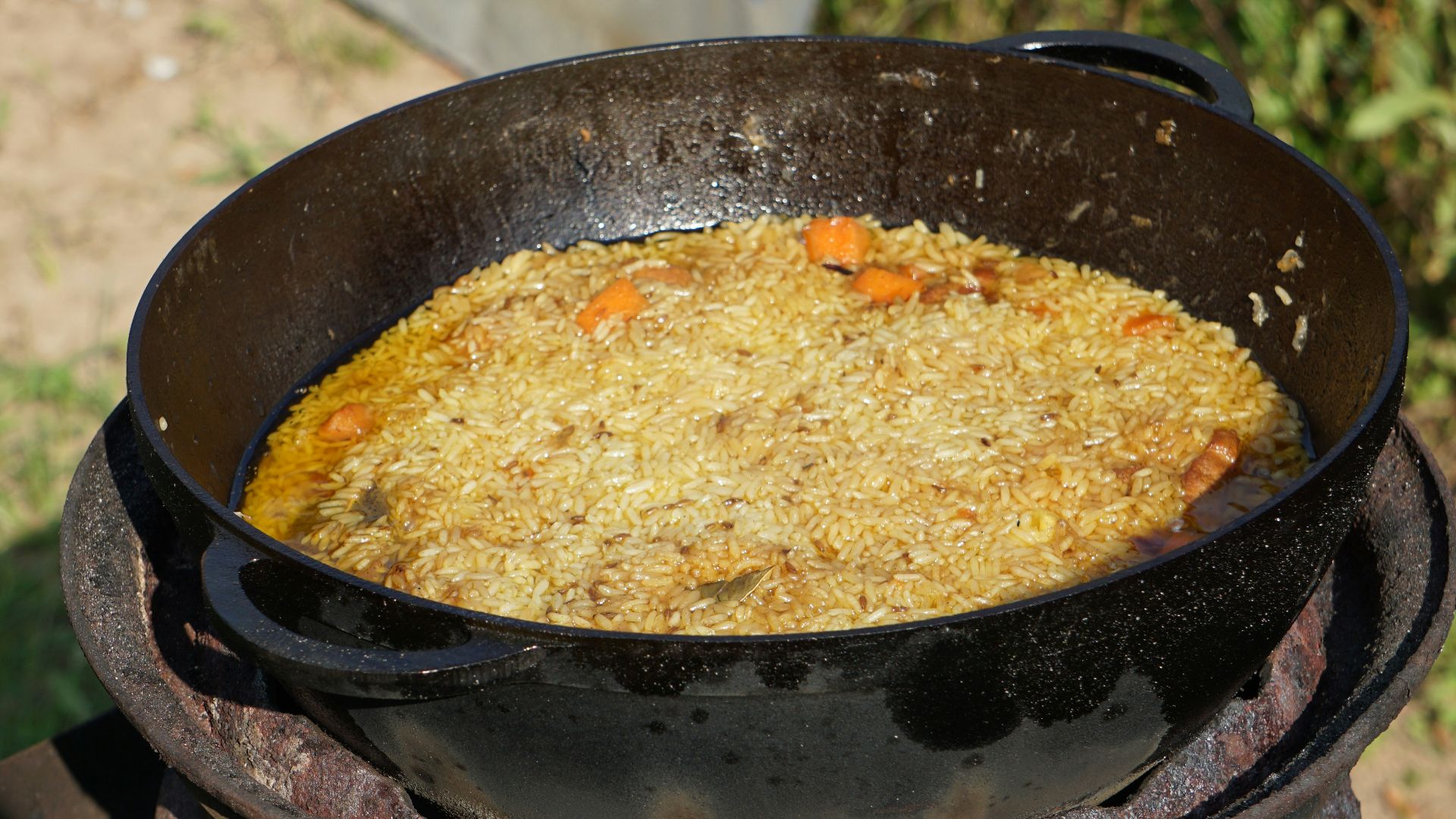 a pot of food sitting on top of a stove