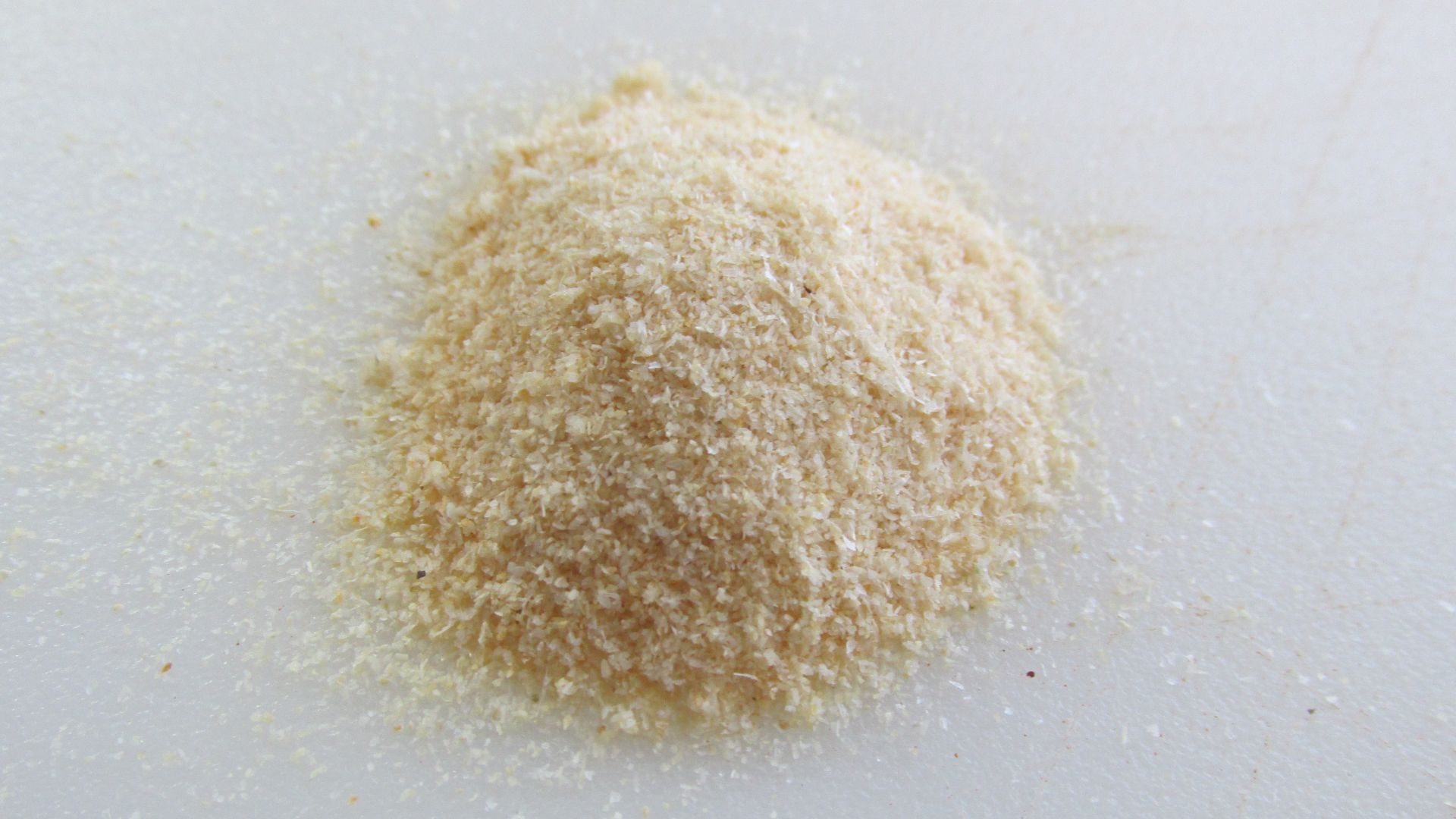 File:Onion Powder, Penzeys Spices, Arlington Heights MA.jpg