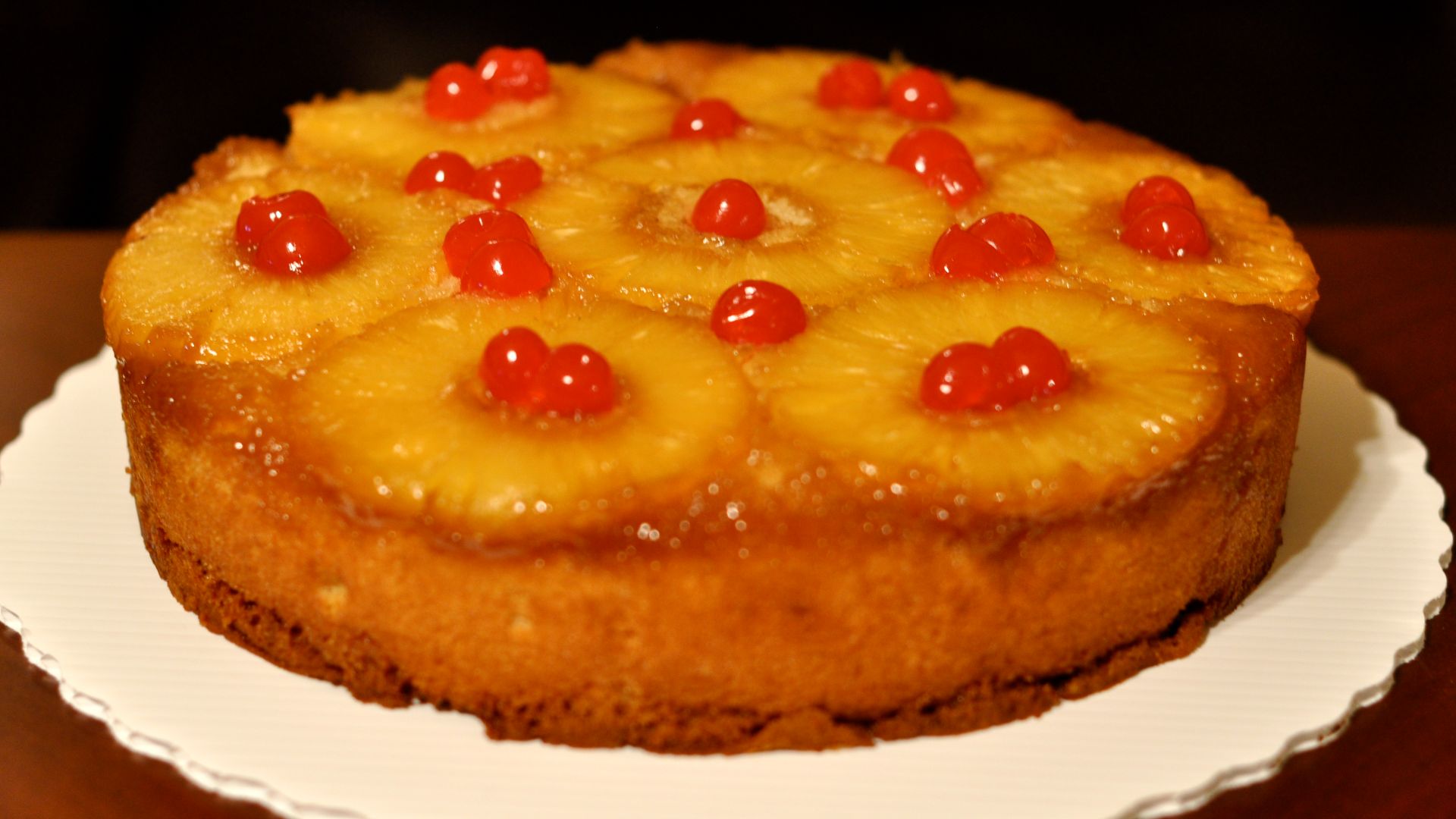 File:Pineapple-upside-down-cake.jpg