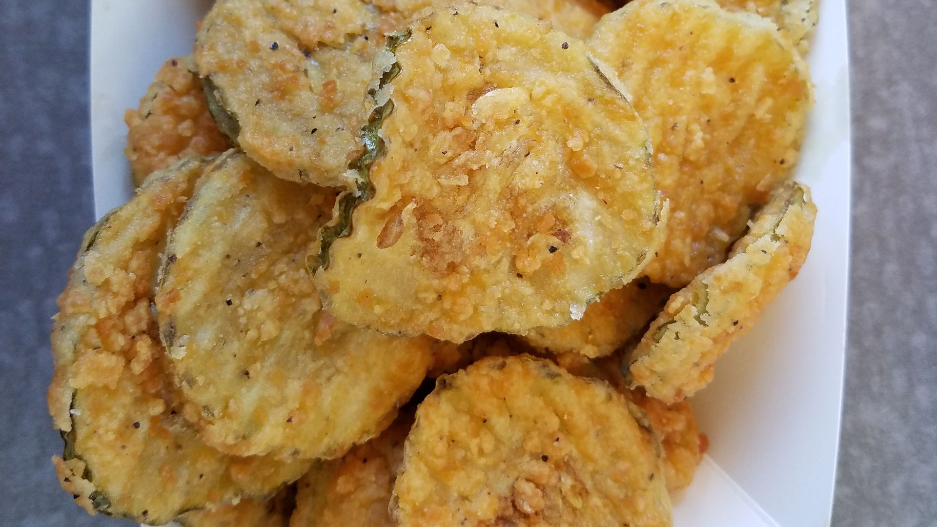 File:Slim Chickens fried pickles.jpg
