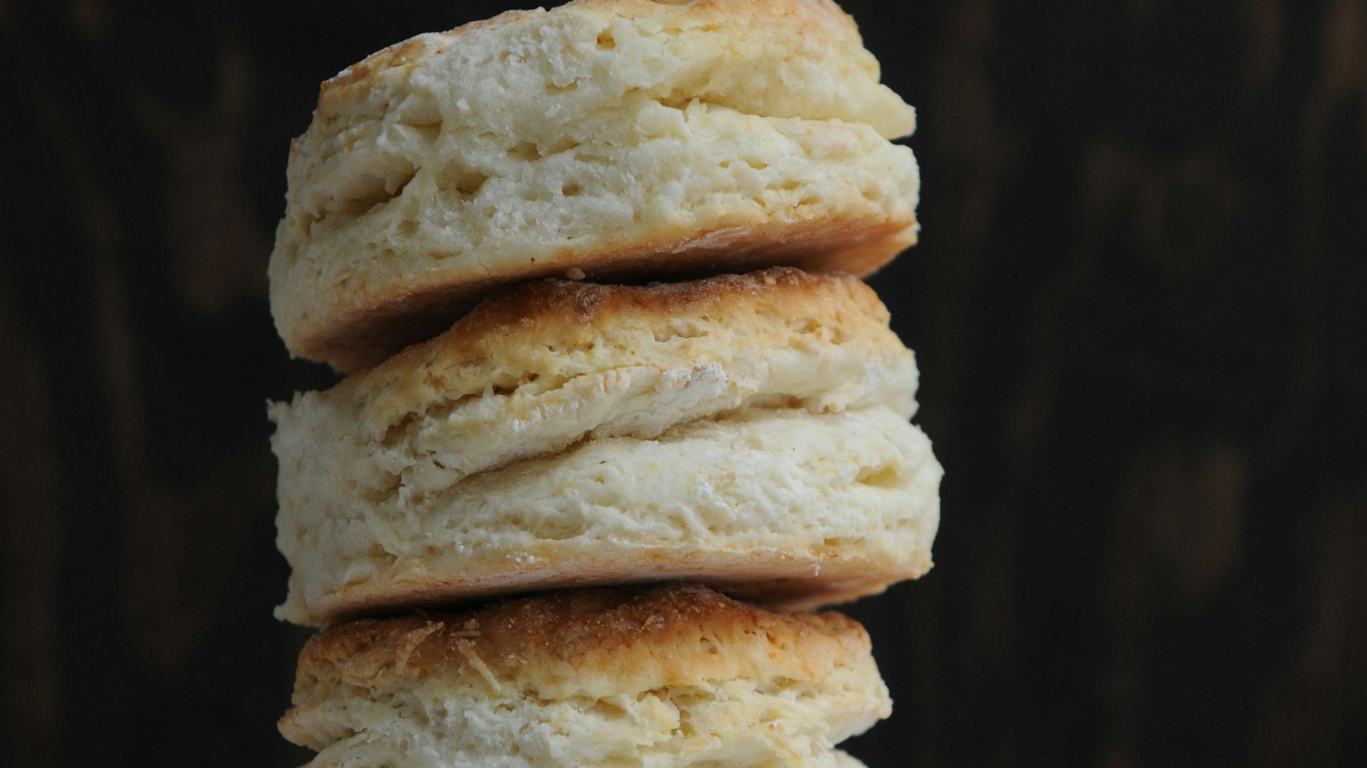 shallow focus photo of breads