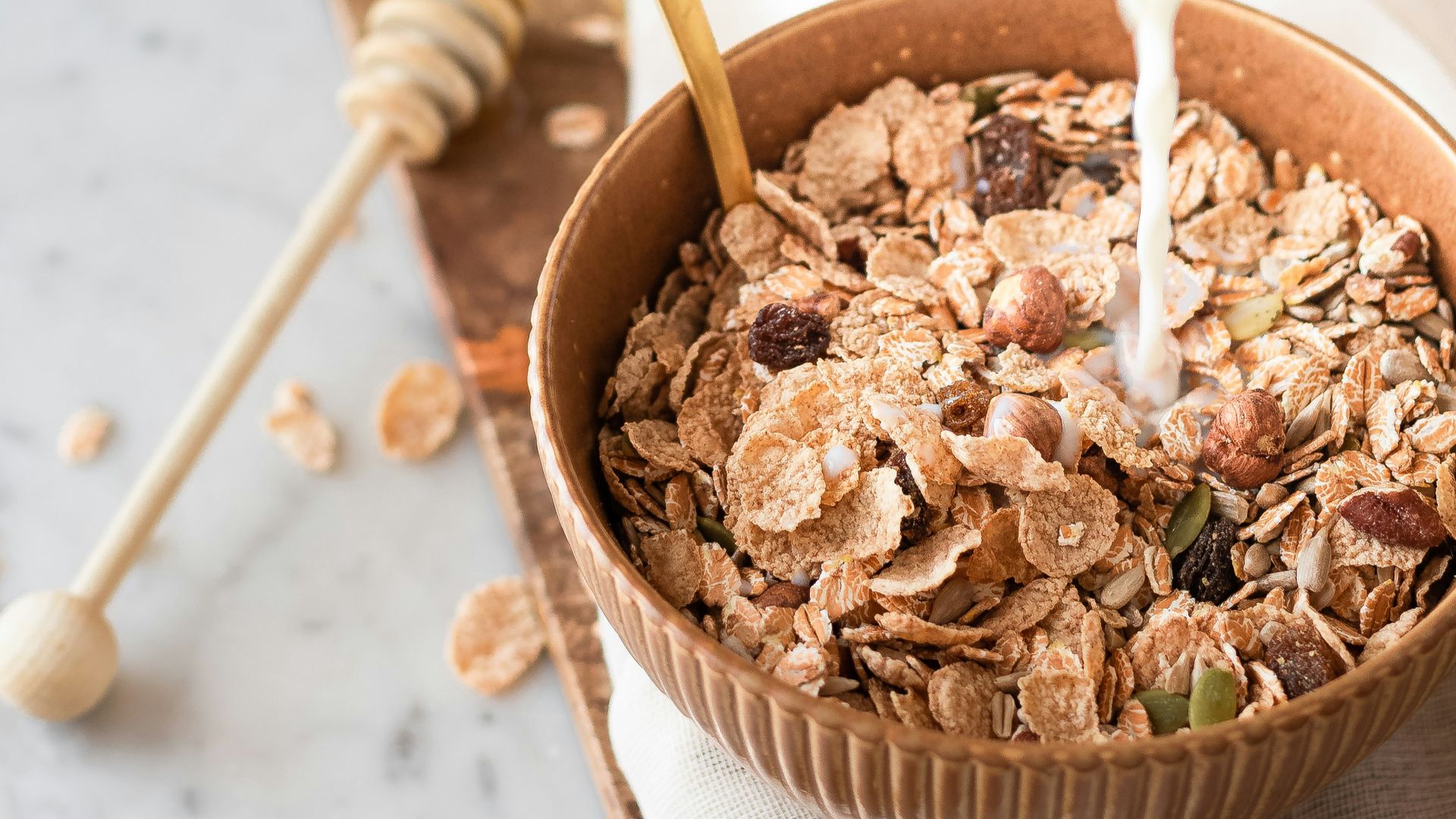 brown wooden bowl with brown powder