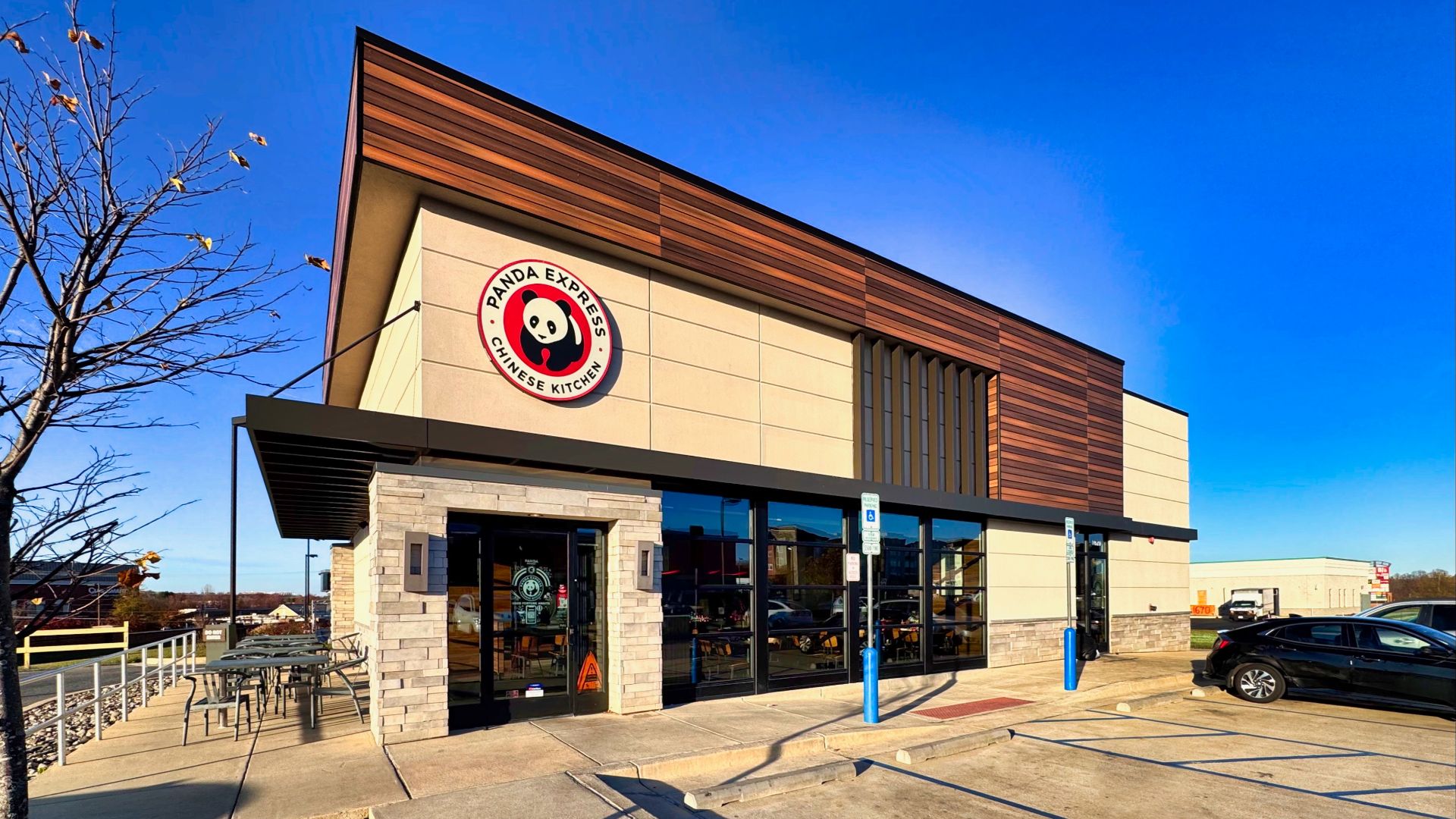 File:Exterior of a modern Panda Express fast-food restaurant in Capitol Heights, Maryland 05.jpg