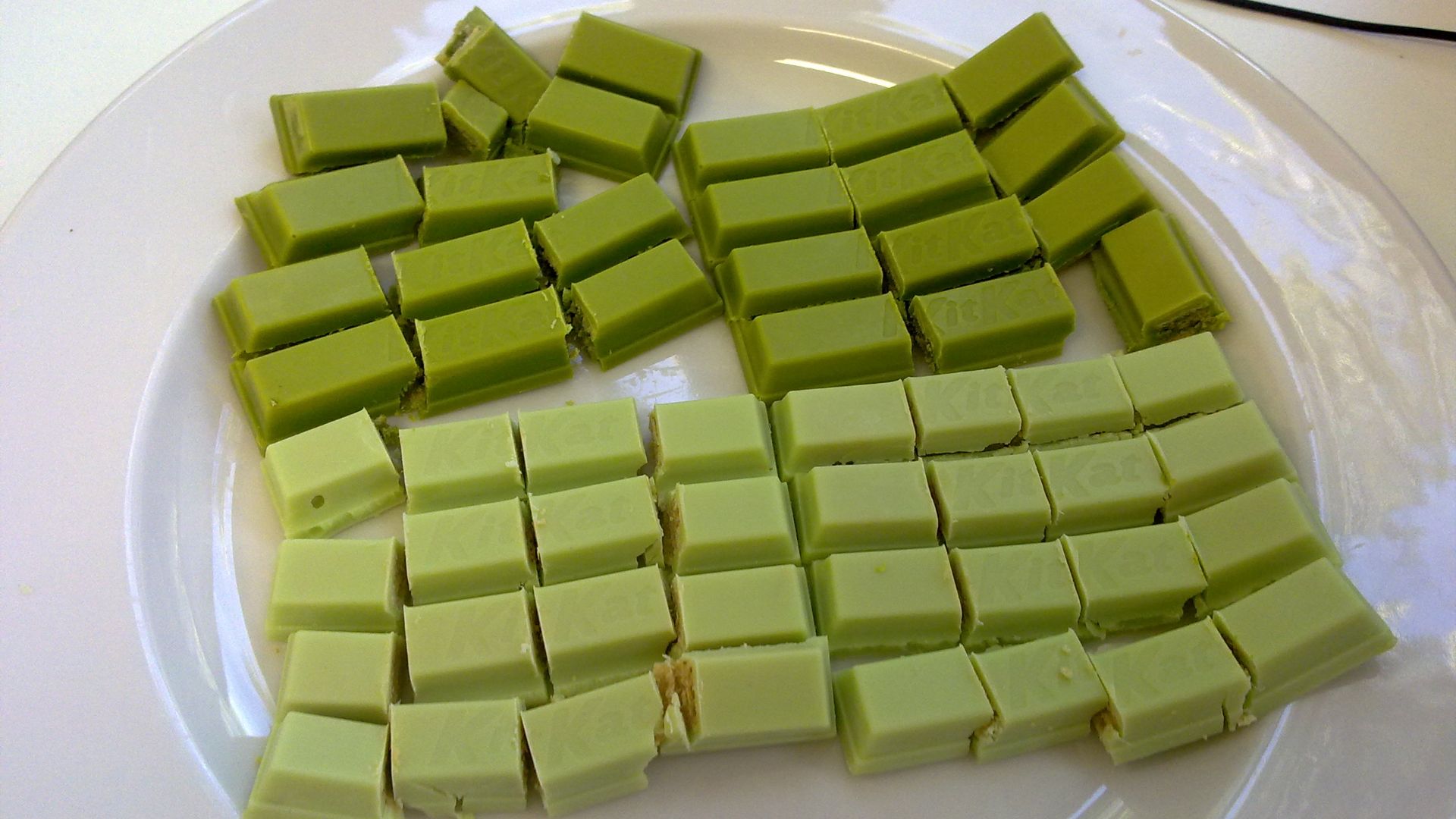 File:Green KitKat (5156750425).jpg