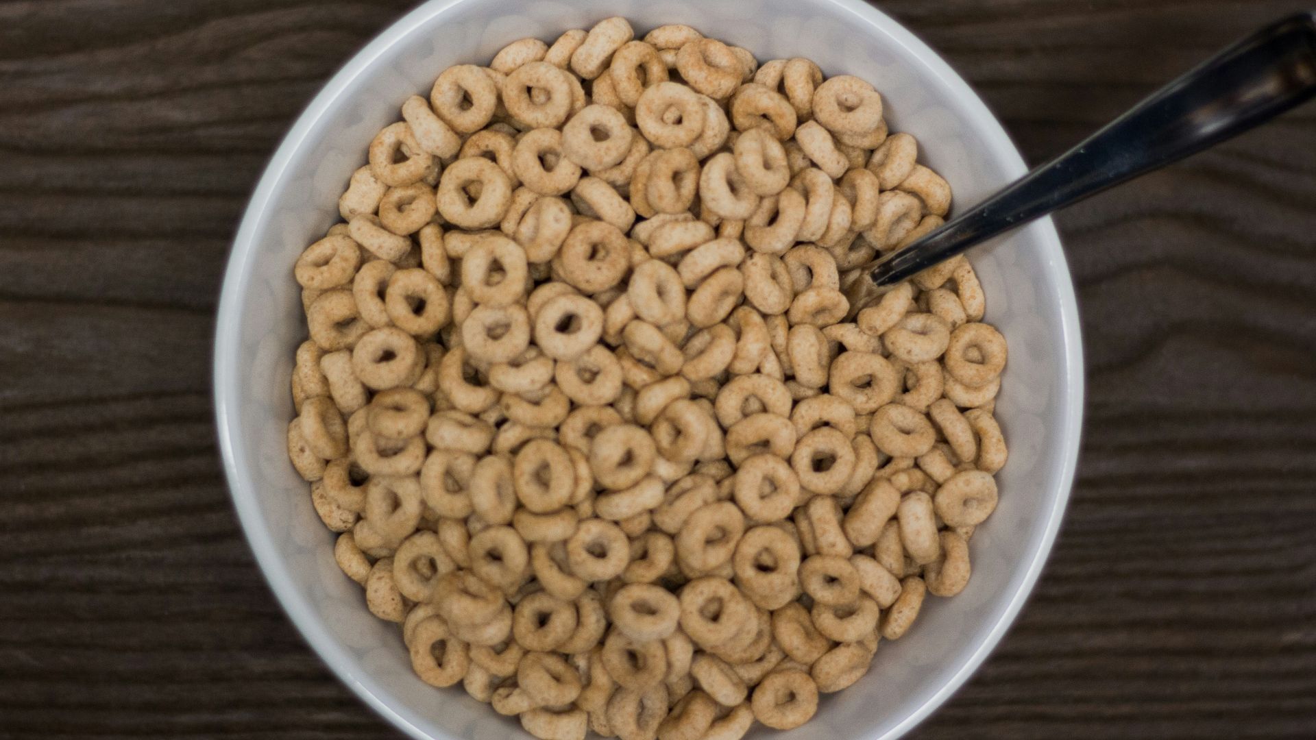 cereals in bowl with spoon