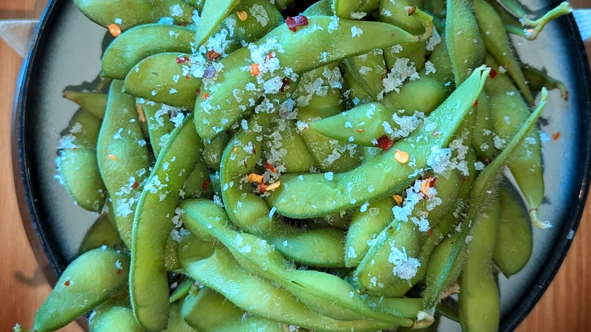 File:Edamame with salt, citrus, and chilli - Picton, New Zealand.jpg