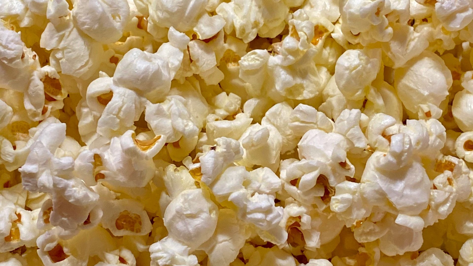 cooked popcorn