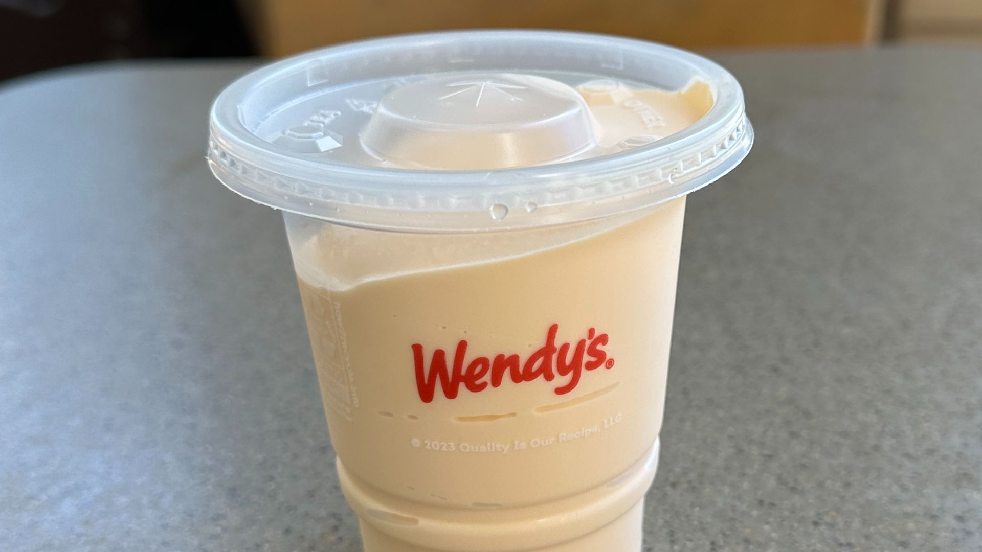 File:Wendy’s Orange Dreamsicle Frosty (53612532181).jpg