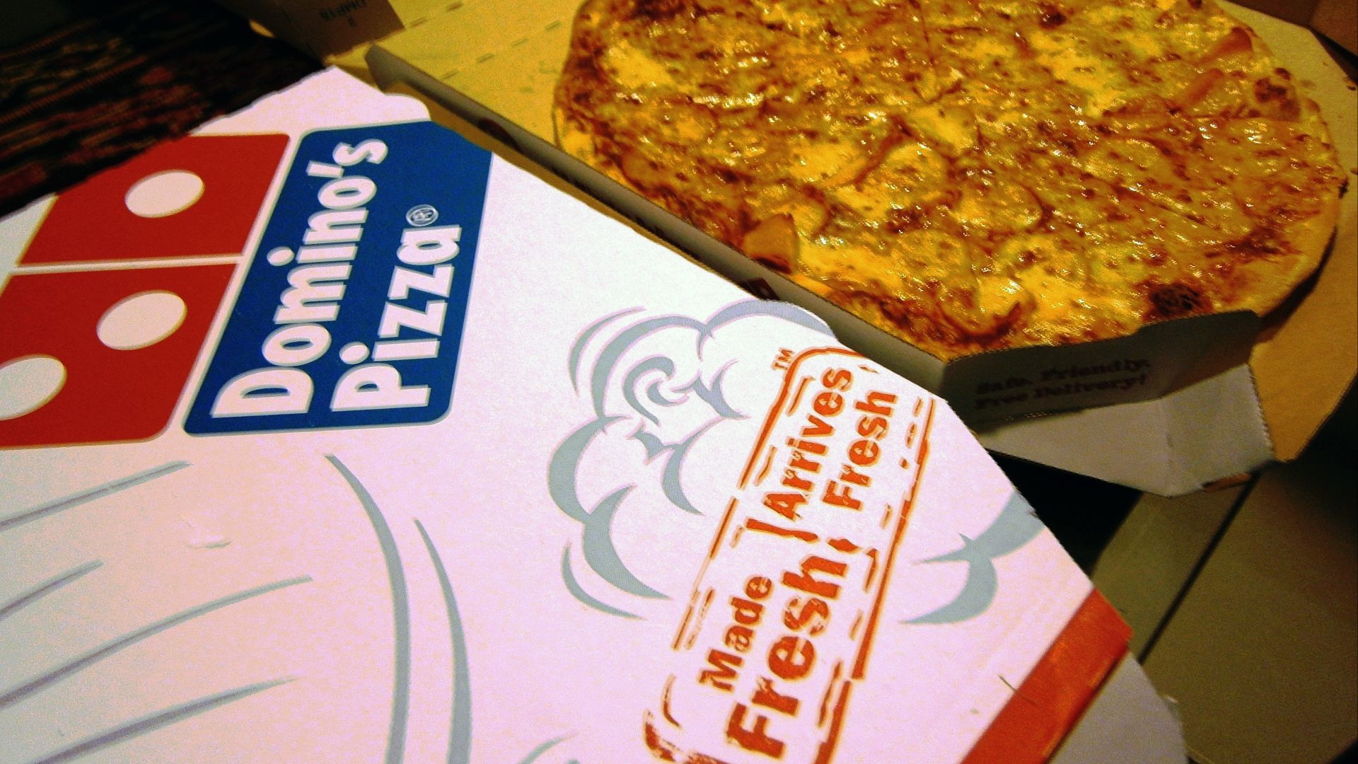 File:Domino's Pizza (Malaysia), Chicken Pepperoni, NY Crust.JPG