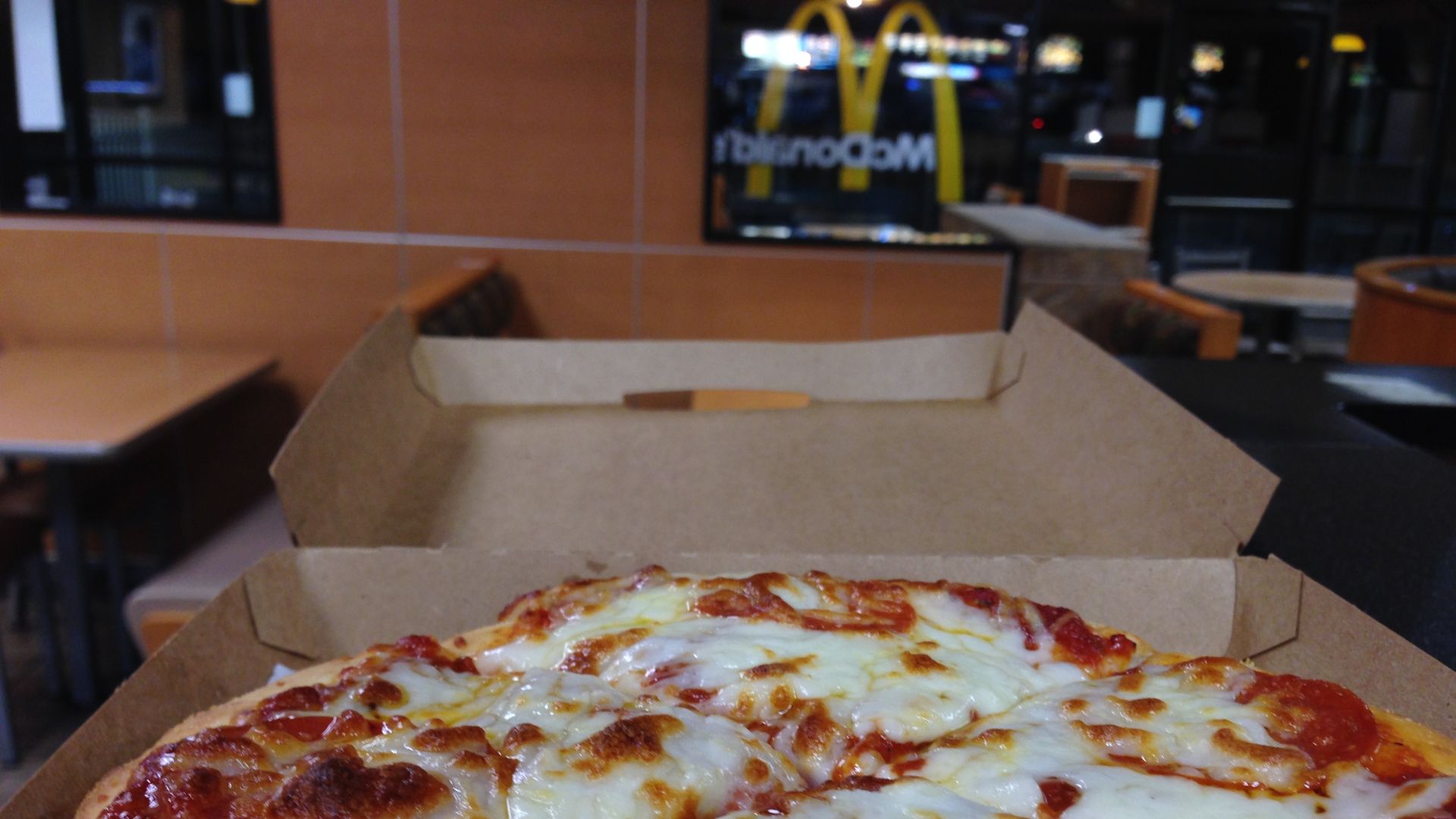 File:McDonald's Pizza (27651718173).jpg