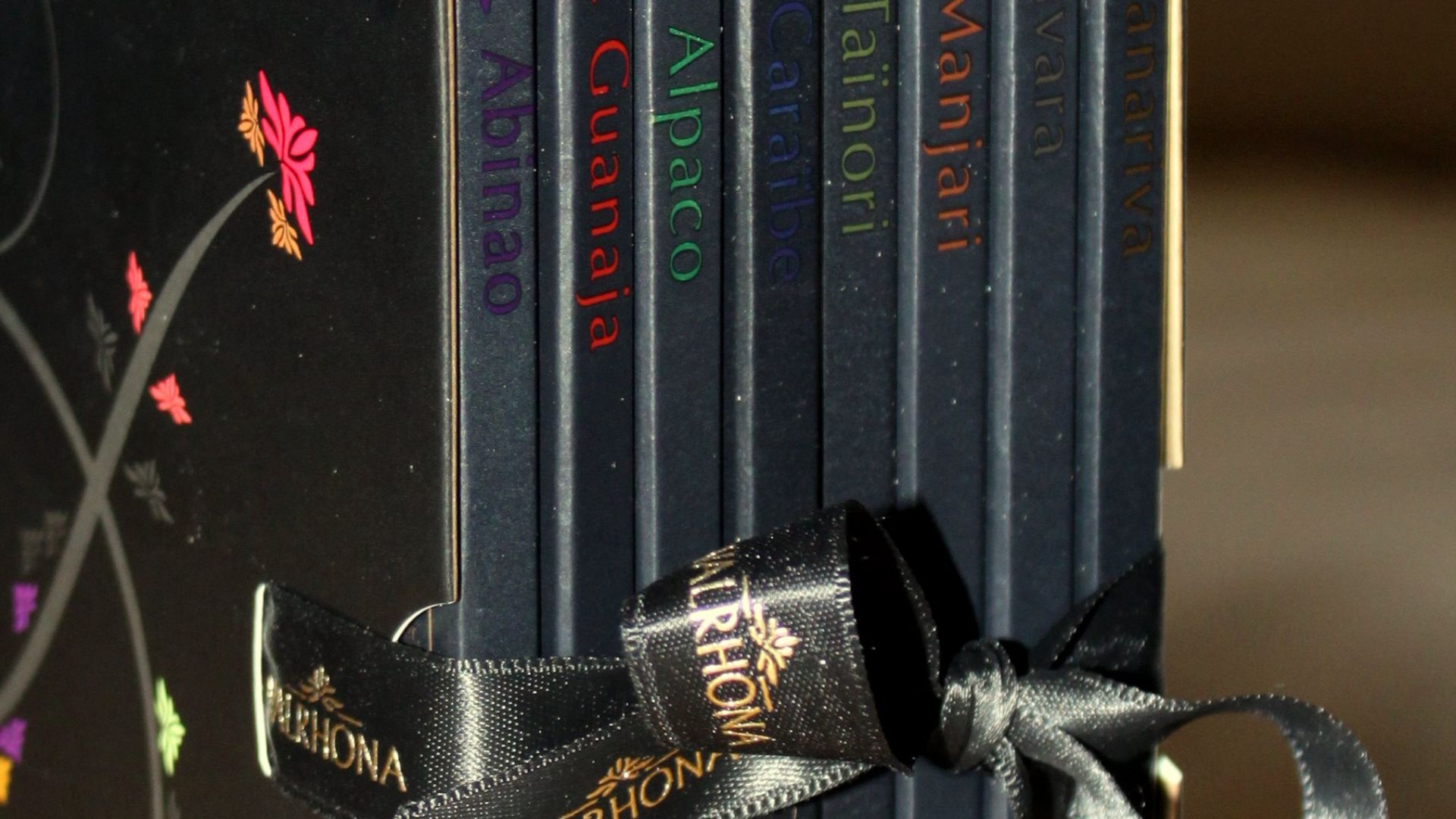 File:Coffret Valrhona.jpg