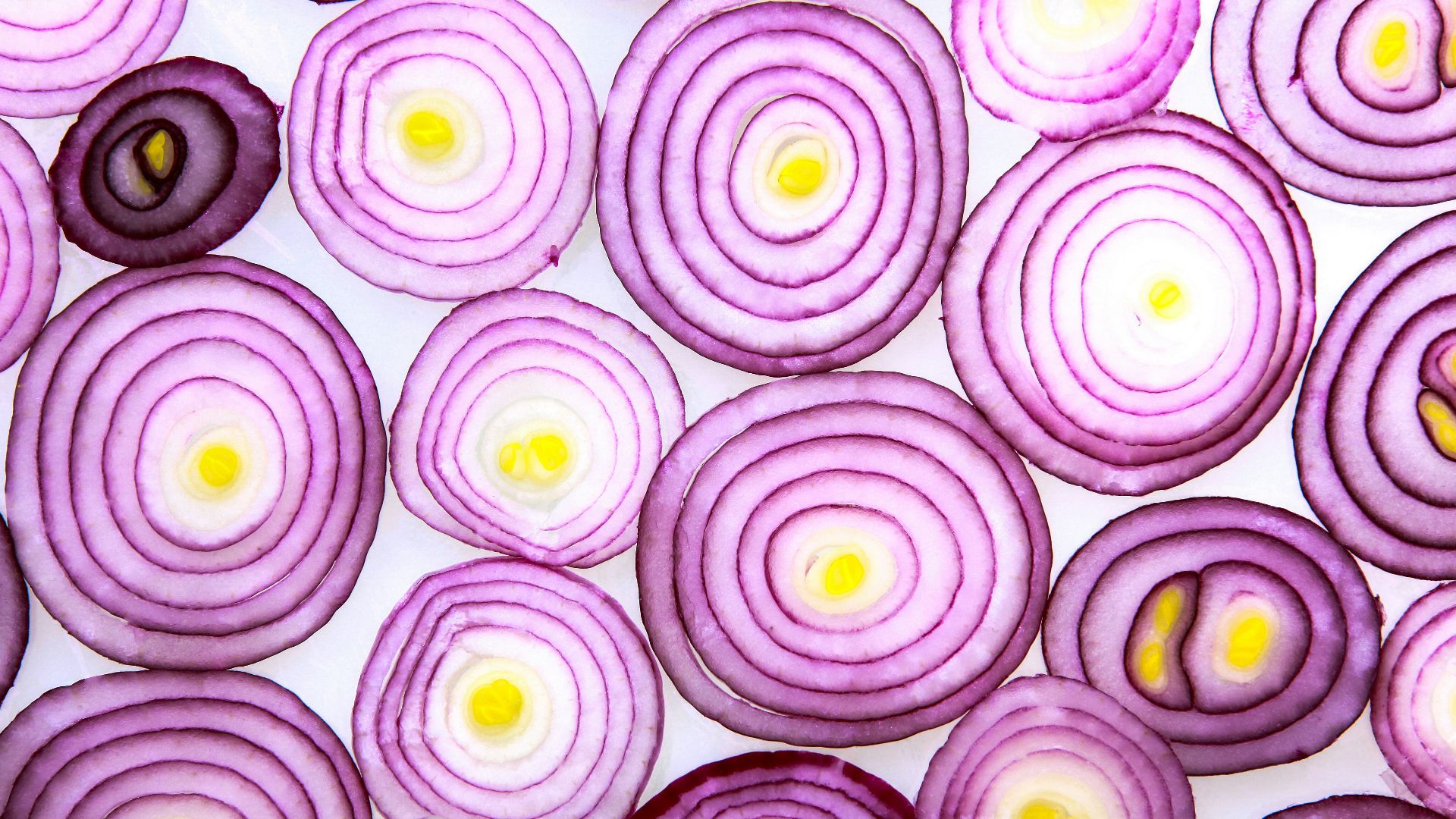sliced onion
