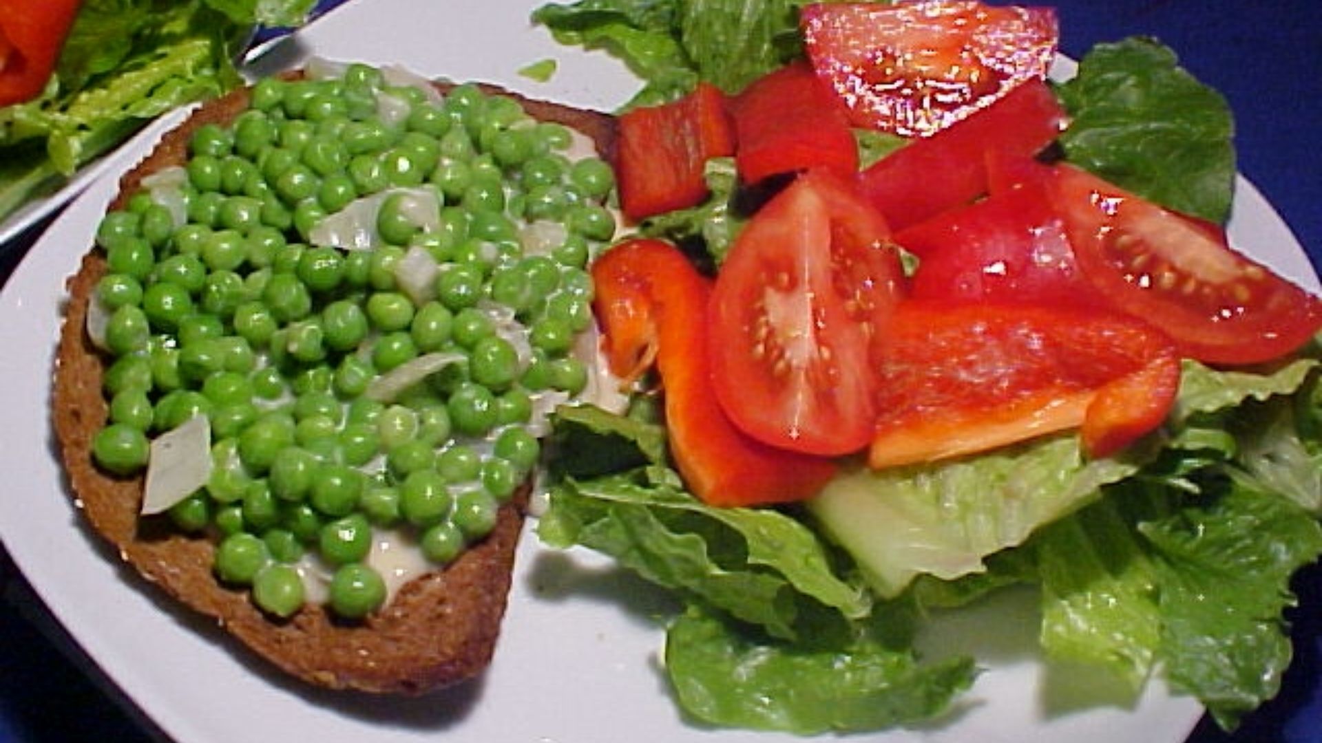 File:Creamed peas on toast (2059450482).jpg