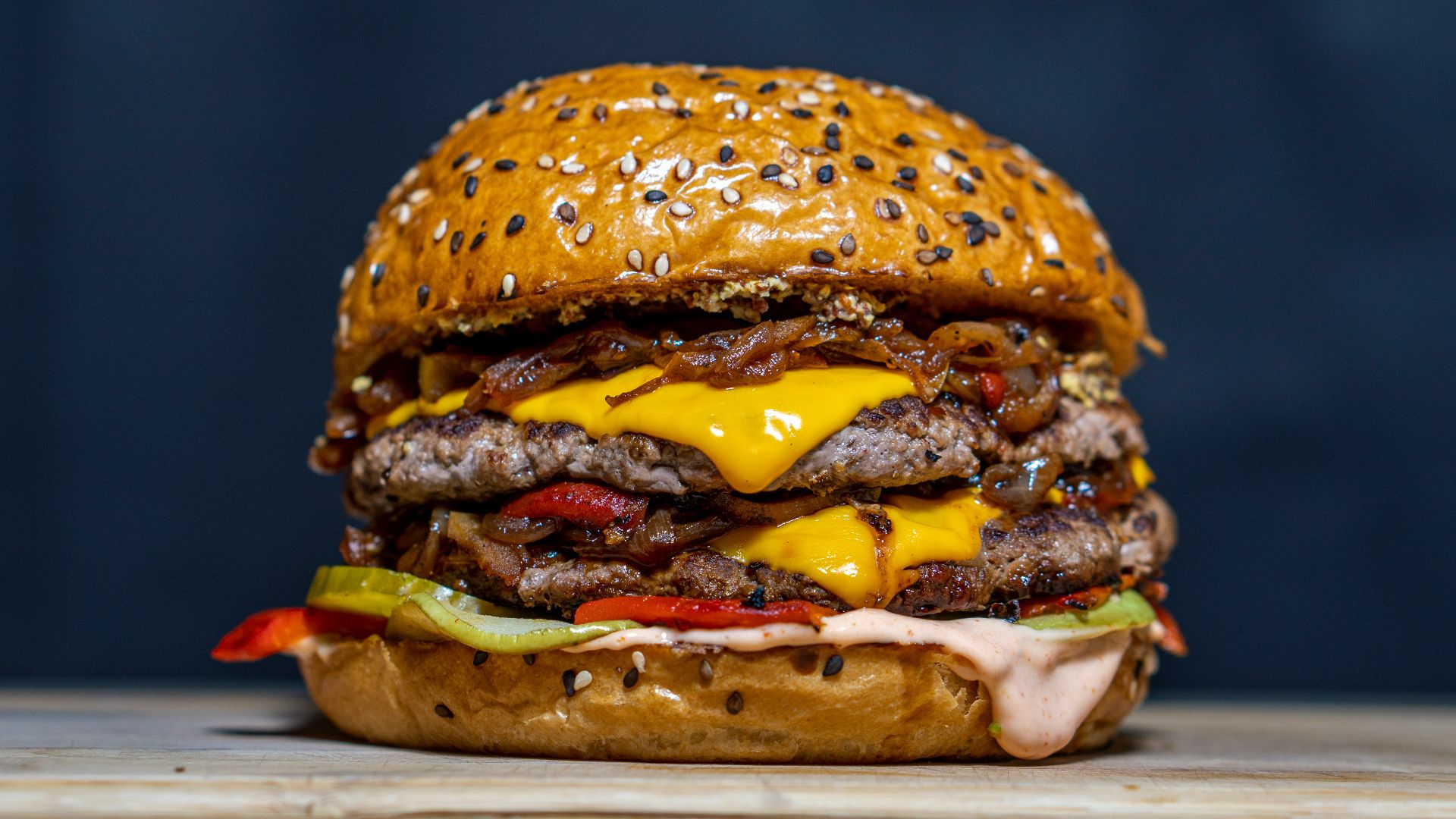 double patty cheeseburger