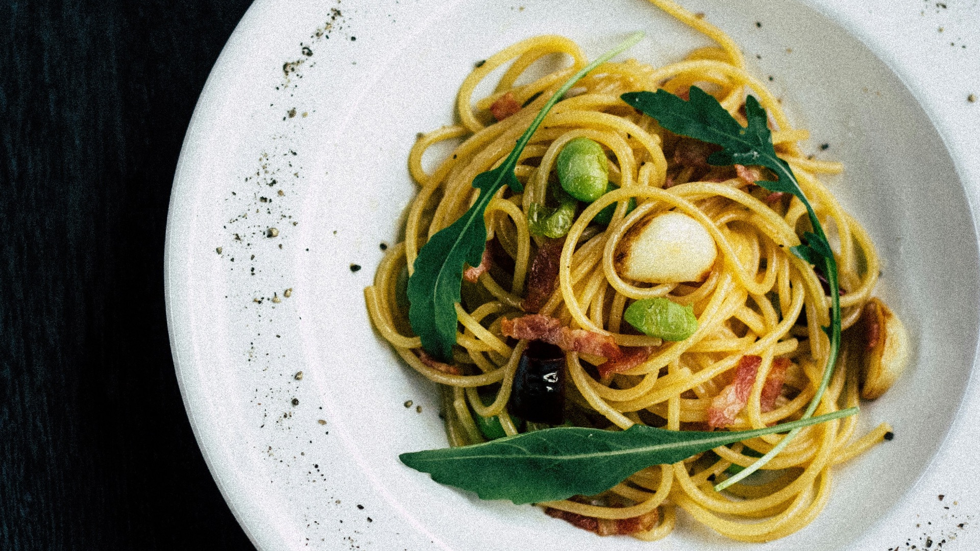 photo of cooked pasta on plate