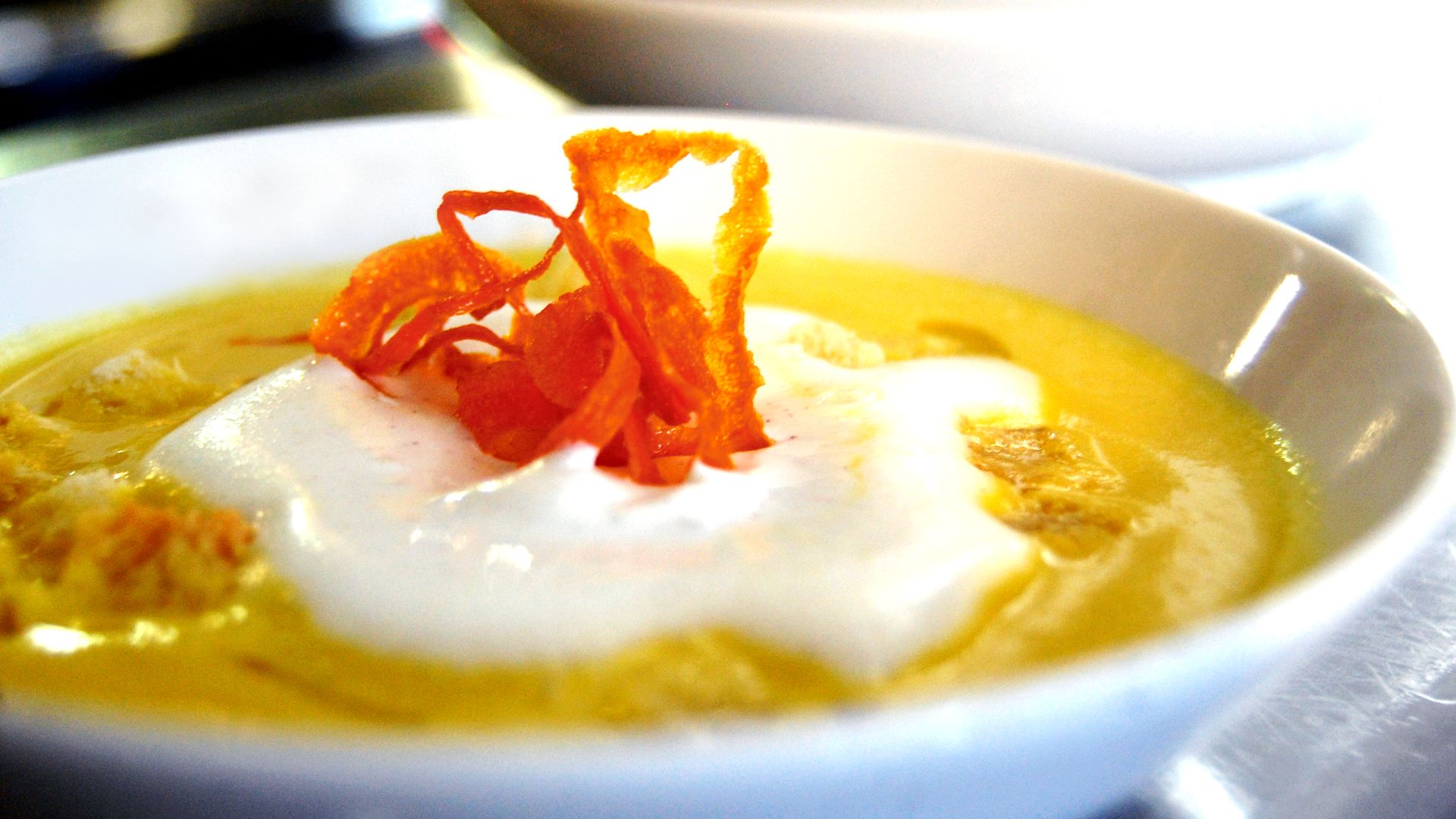 File:Butternut squash soup (17973535128).jpg