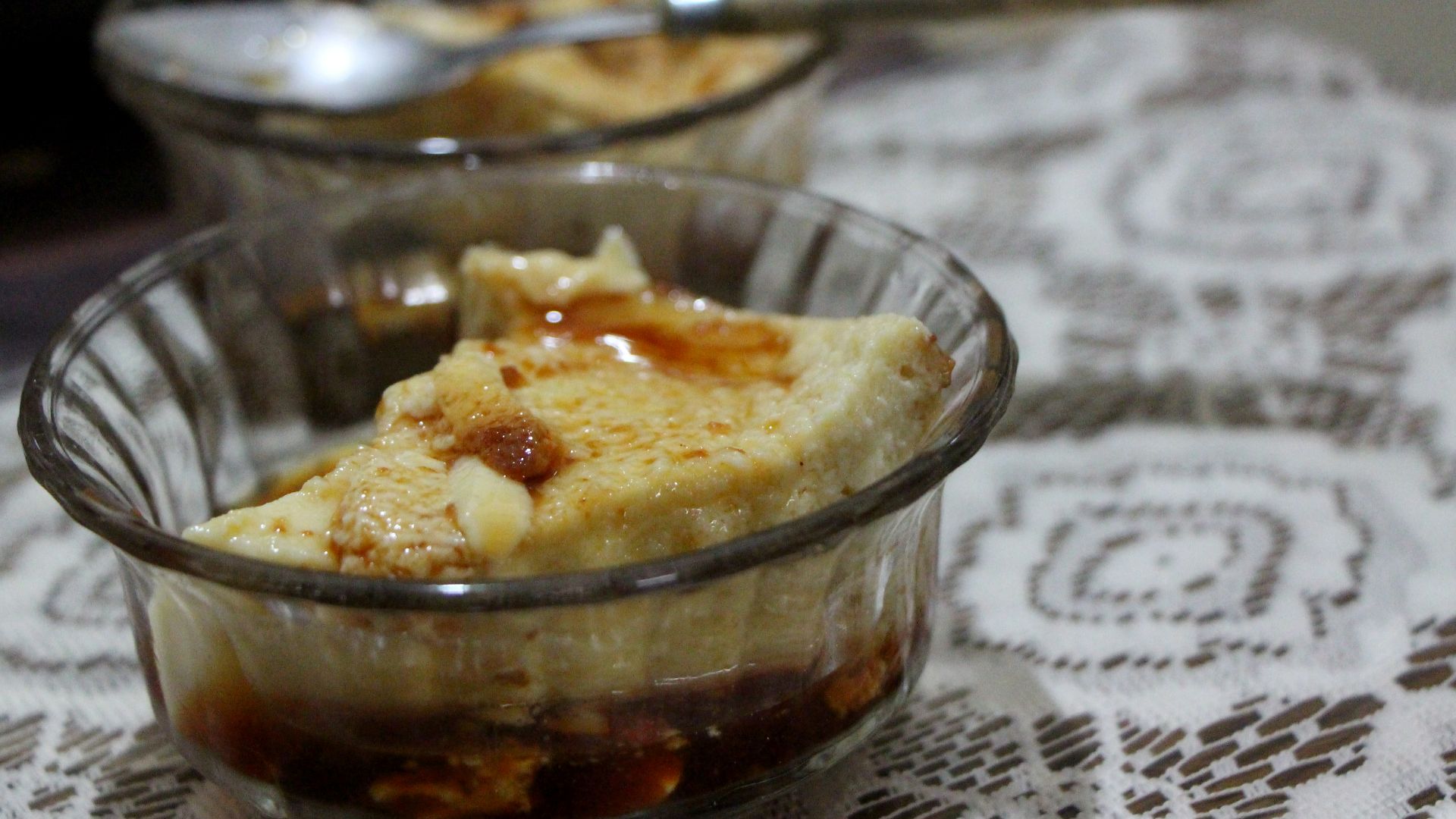 File:Caramel pudding.JPG