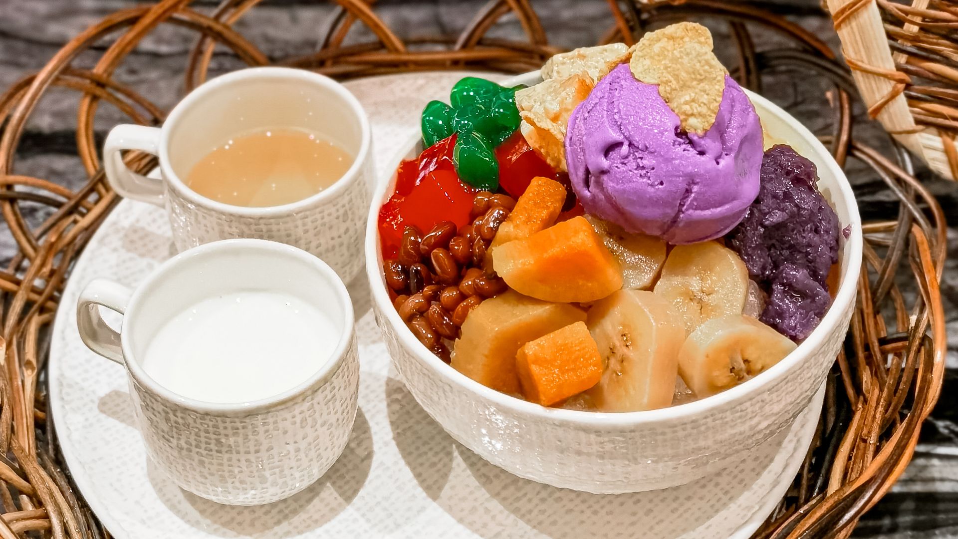 File:Halo-Halo.jpg