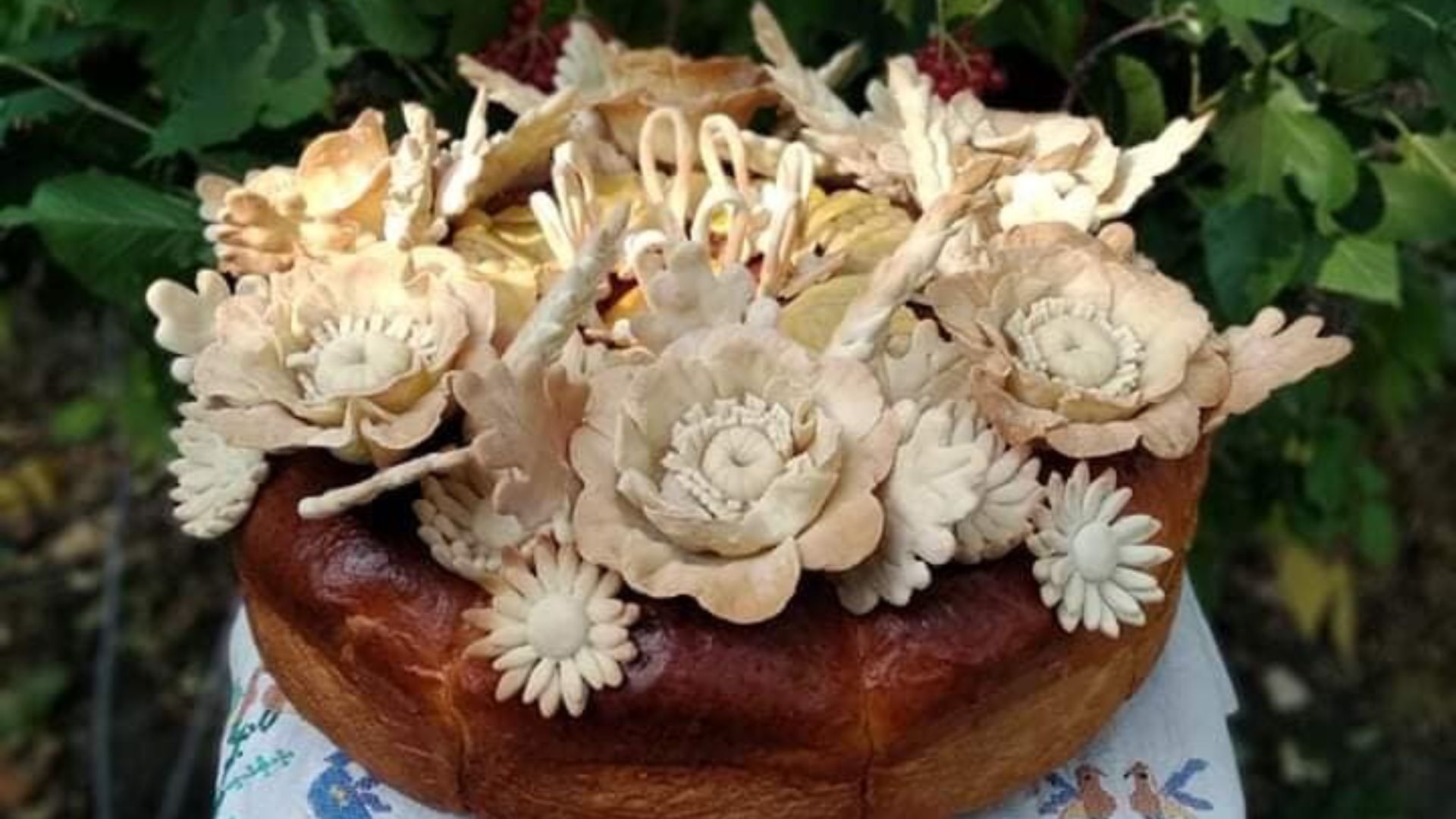 File:Сахновщинський коровай.jpg