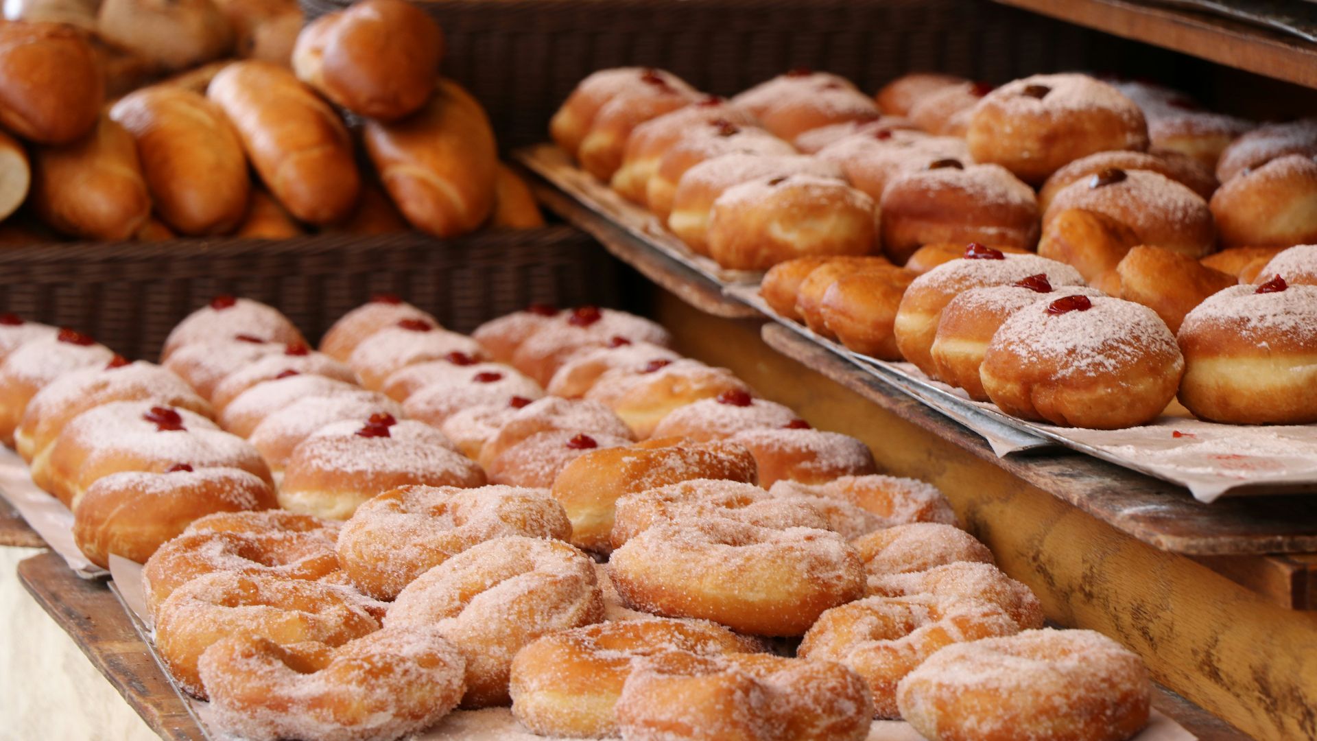baked doughnuts on tray