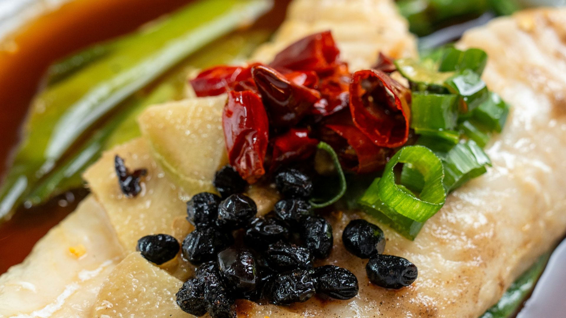 Steamed fish with chili and black beans