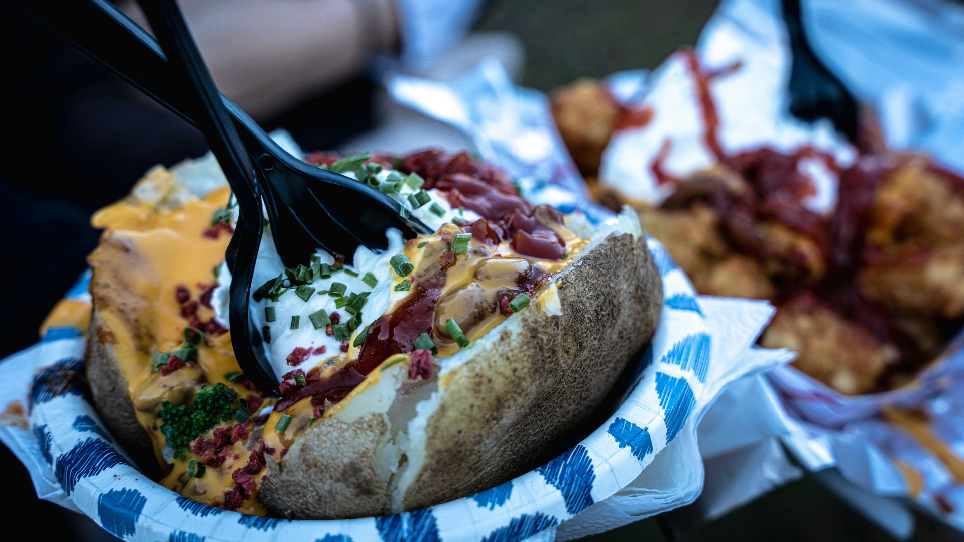 a sandwich with meat and vegetables