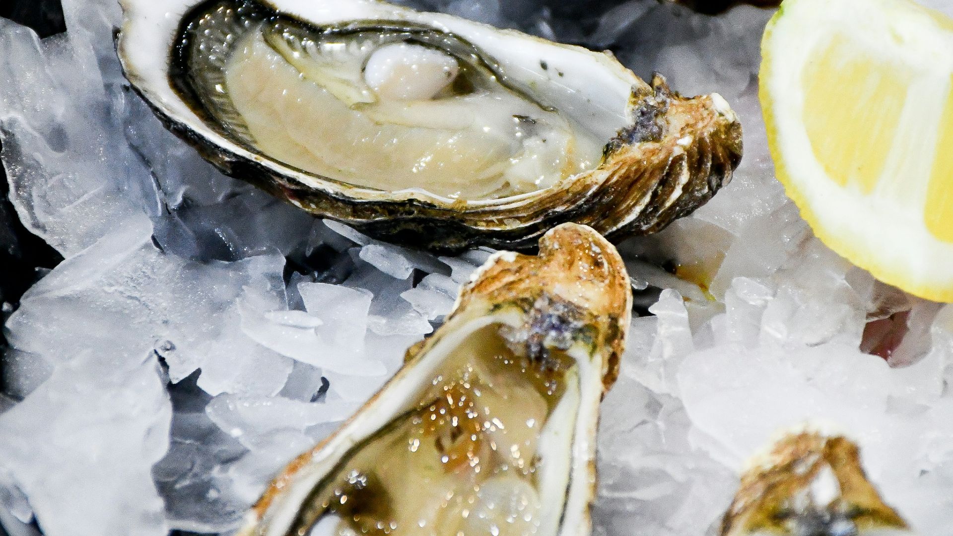 sliced fruit on black ceramic plate