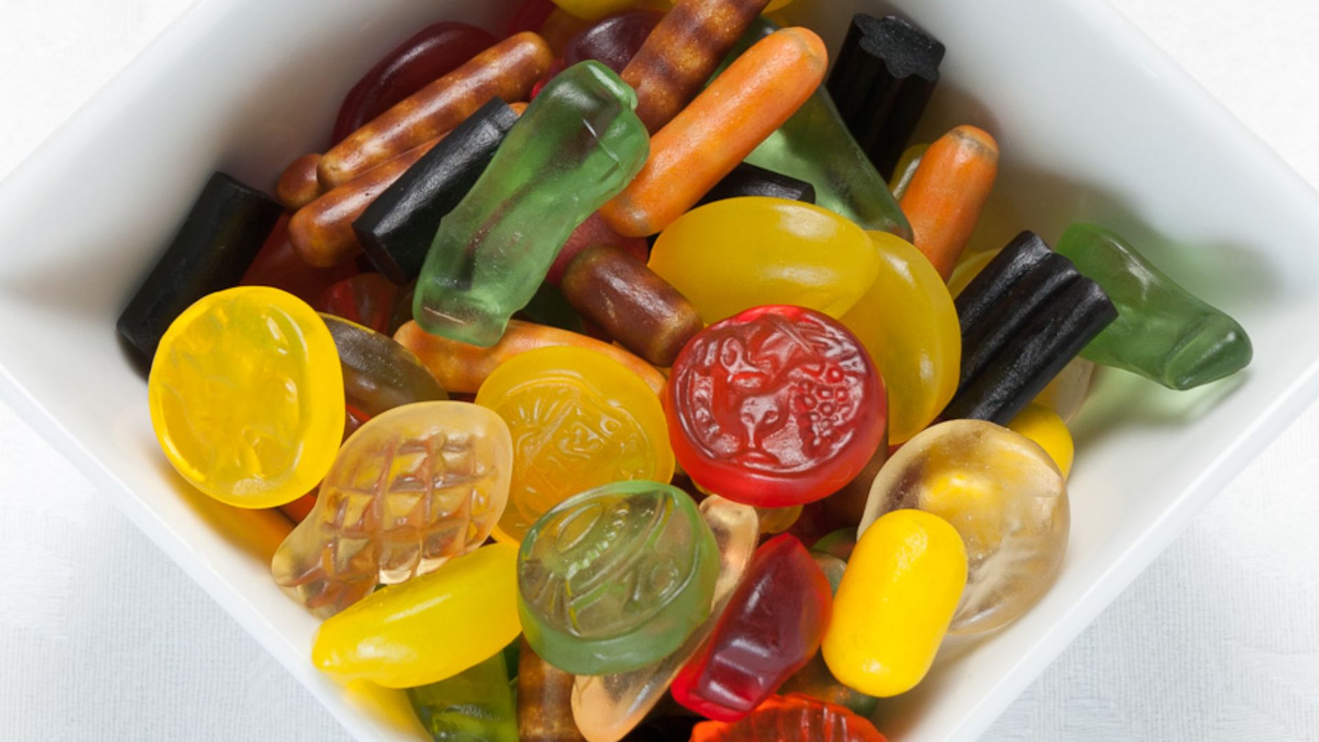 File:Haribo Matador Mix Bowl Straight.jpg