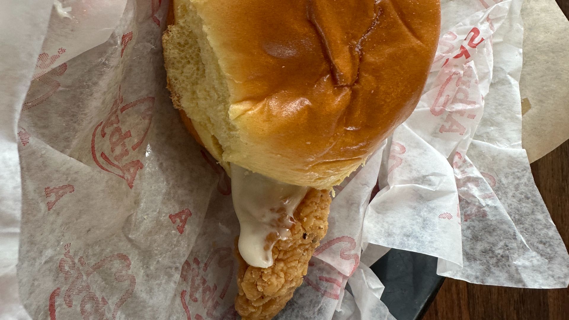 File:Arby's Chicken Slider (54351264759).jpg