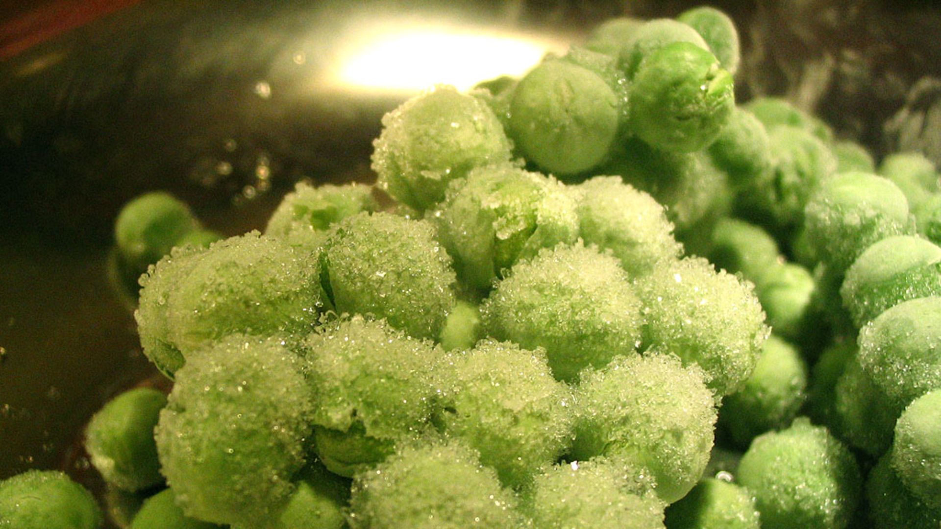 File:Frozen peas (384924971).jpg