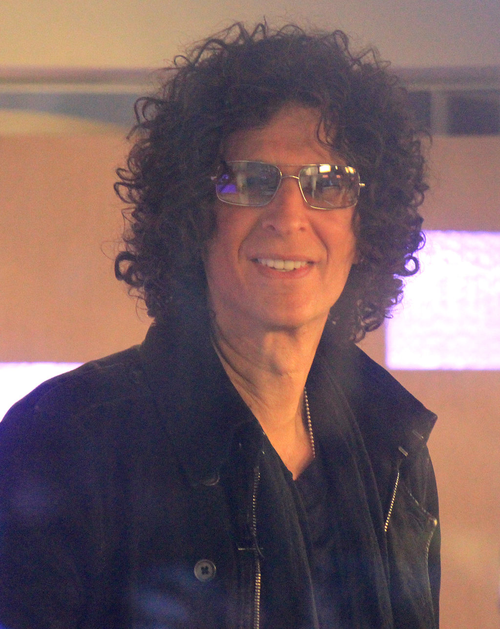 1024px-Howard_Stern_2.jpg