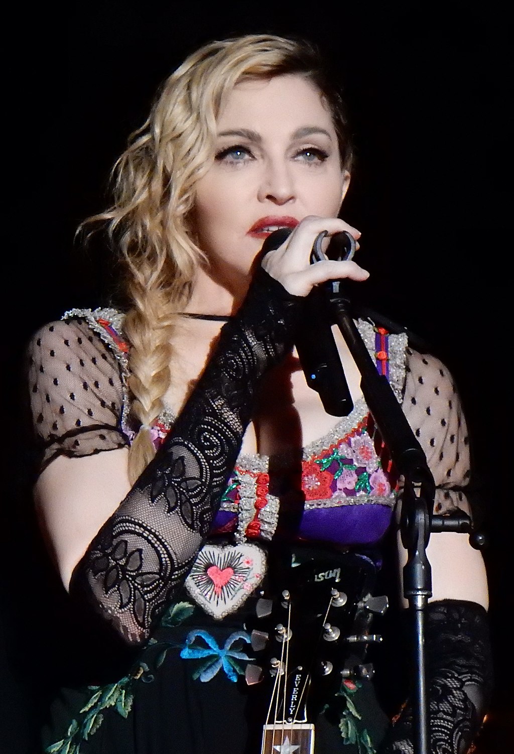 madonnarebelhearttour2015-stockholm23051472299cropped.jpg