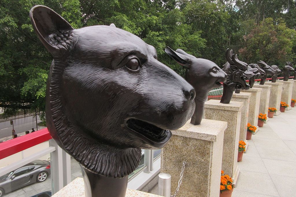 Hk 粉嶺 Fanling 蓬瀛仙館 Fung Ying Sen Koon Temple Chinese Zodiac Statues 03 Tiger March 2017 Ix1