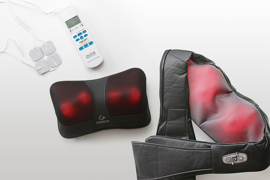 File:Neck massagers group 2 (30002918012).jpg