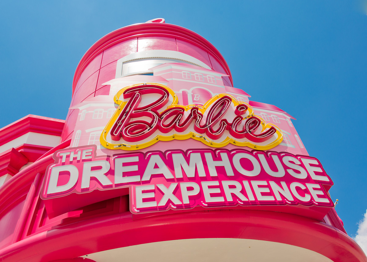 File:Barbie Dream House.jpg